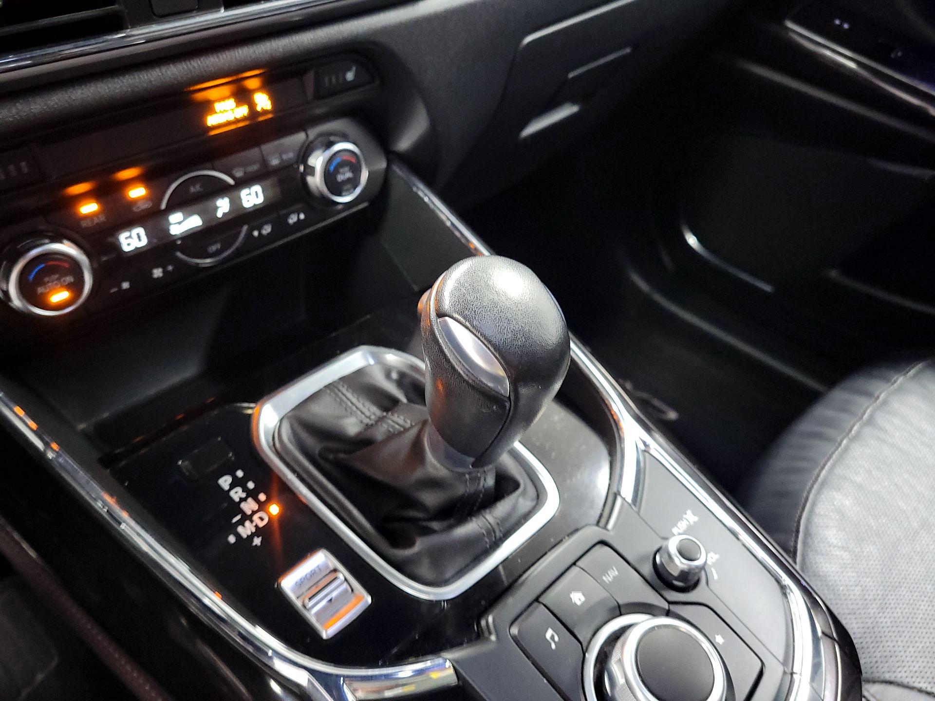 Thumbnail: 2016 Mazda CX-9 - 18