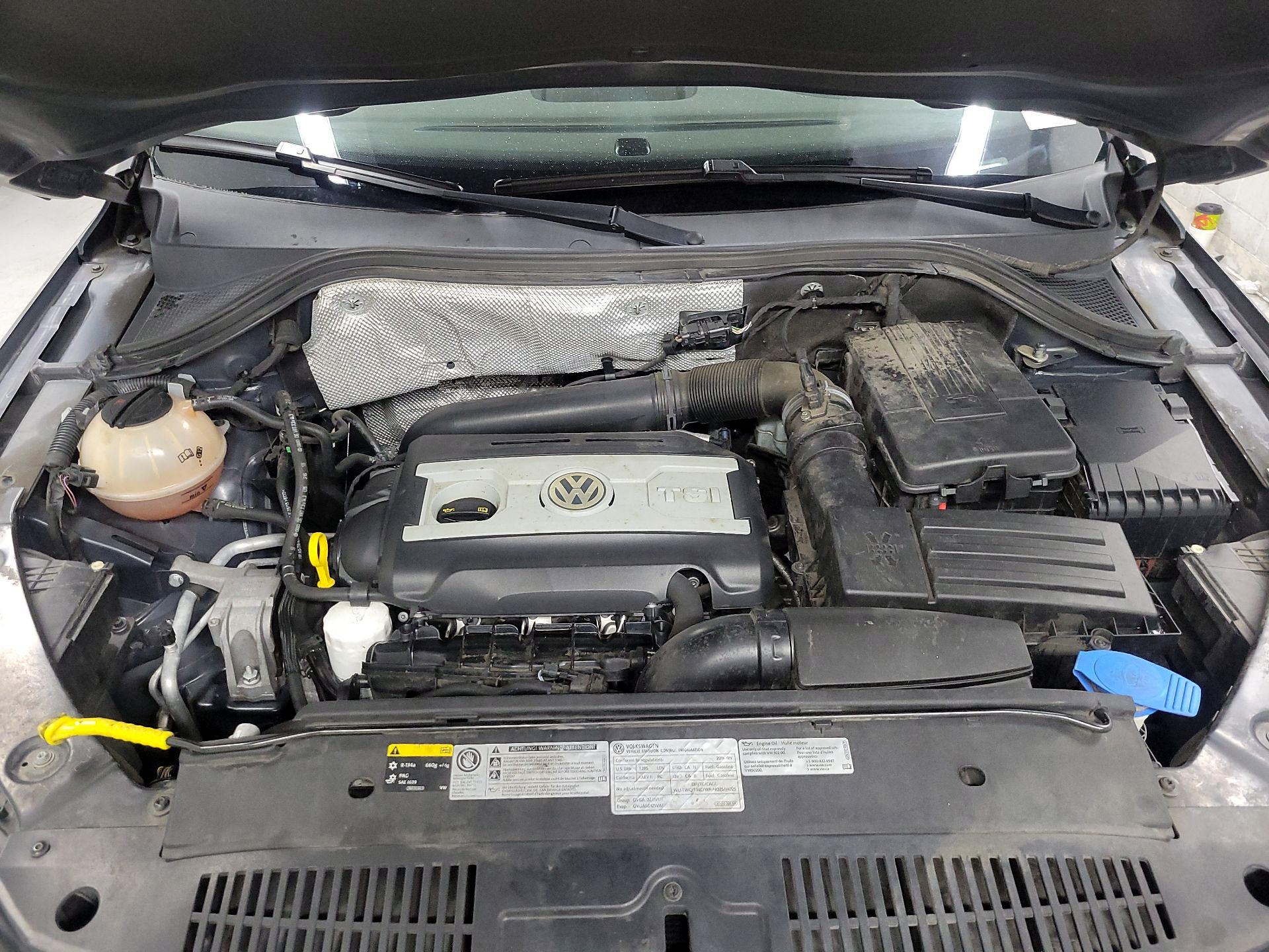 Thumbnail: 2016 Volkswagen Tiguan - 19