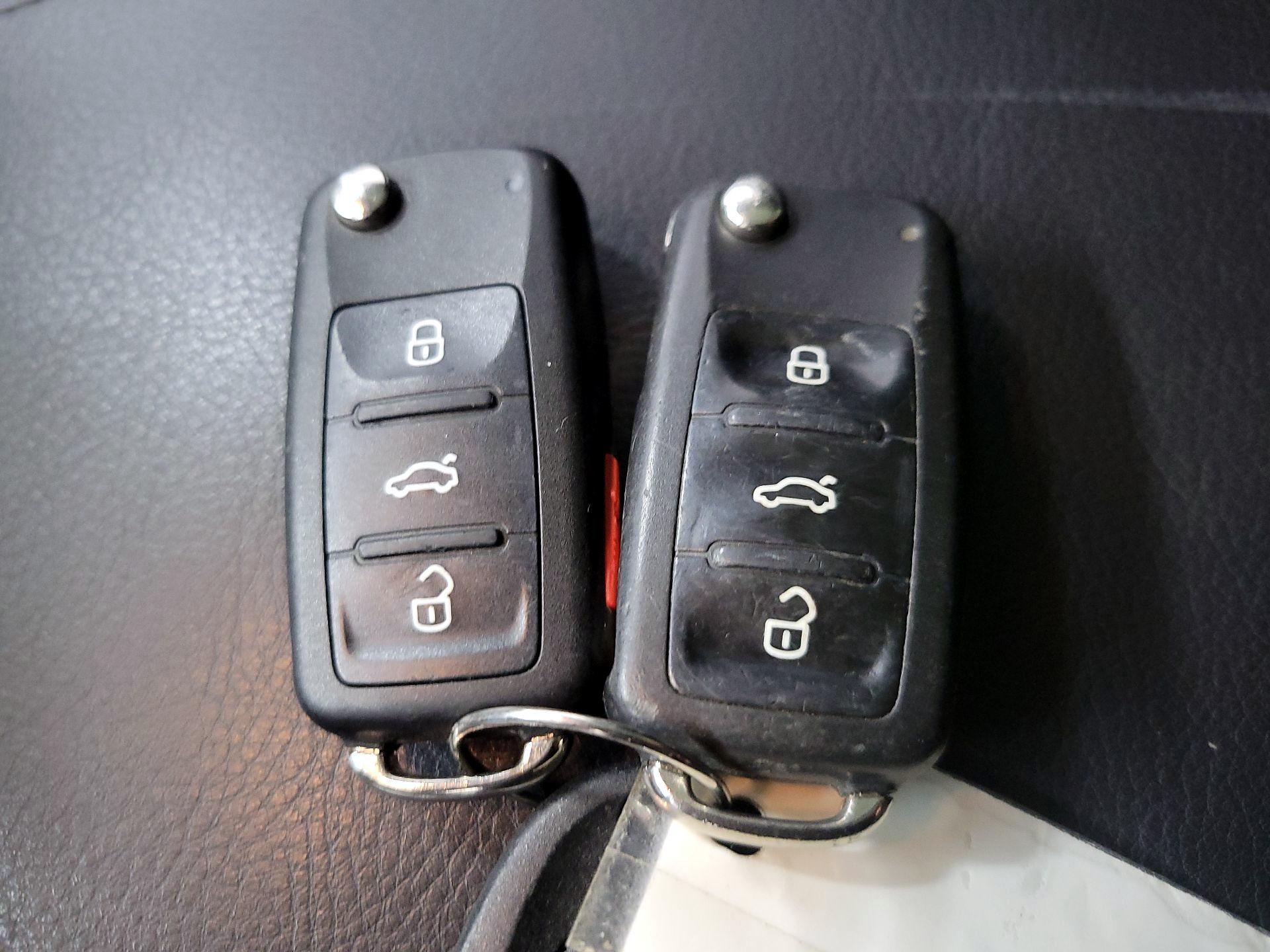 Thumbnail: 2016 Volkswagen Tiguan - 20