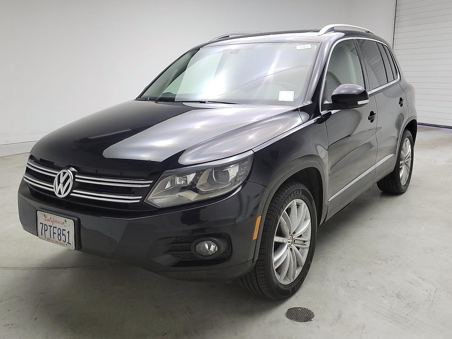Thumbnail: 2016 Volkswagen Tiguan - 3