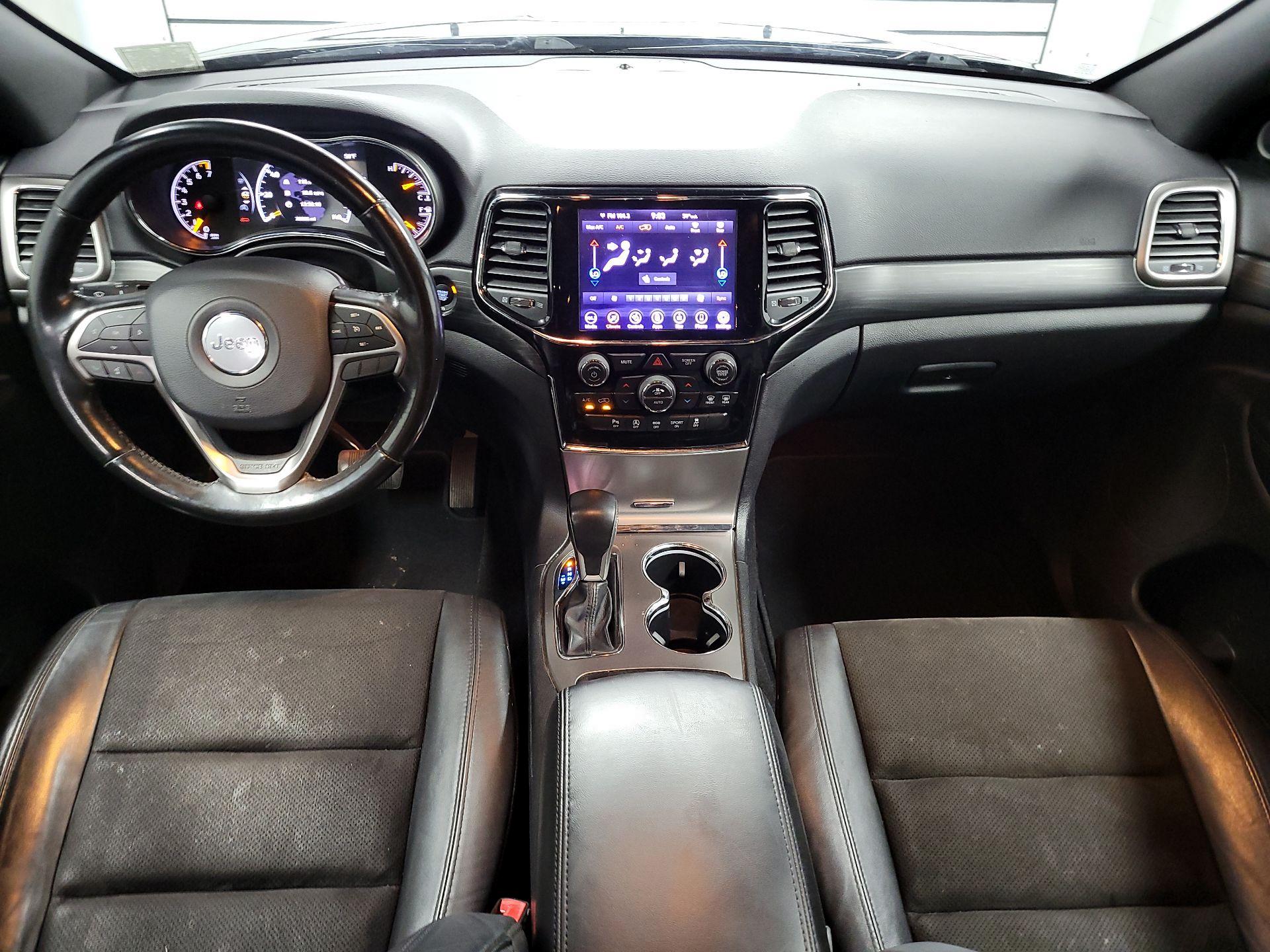 Thumbnail: 2020 Jeep Grand Cherokee - 8