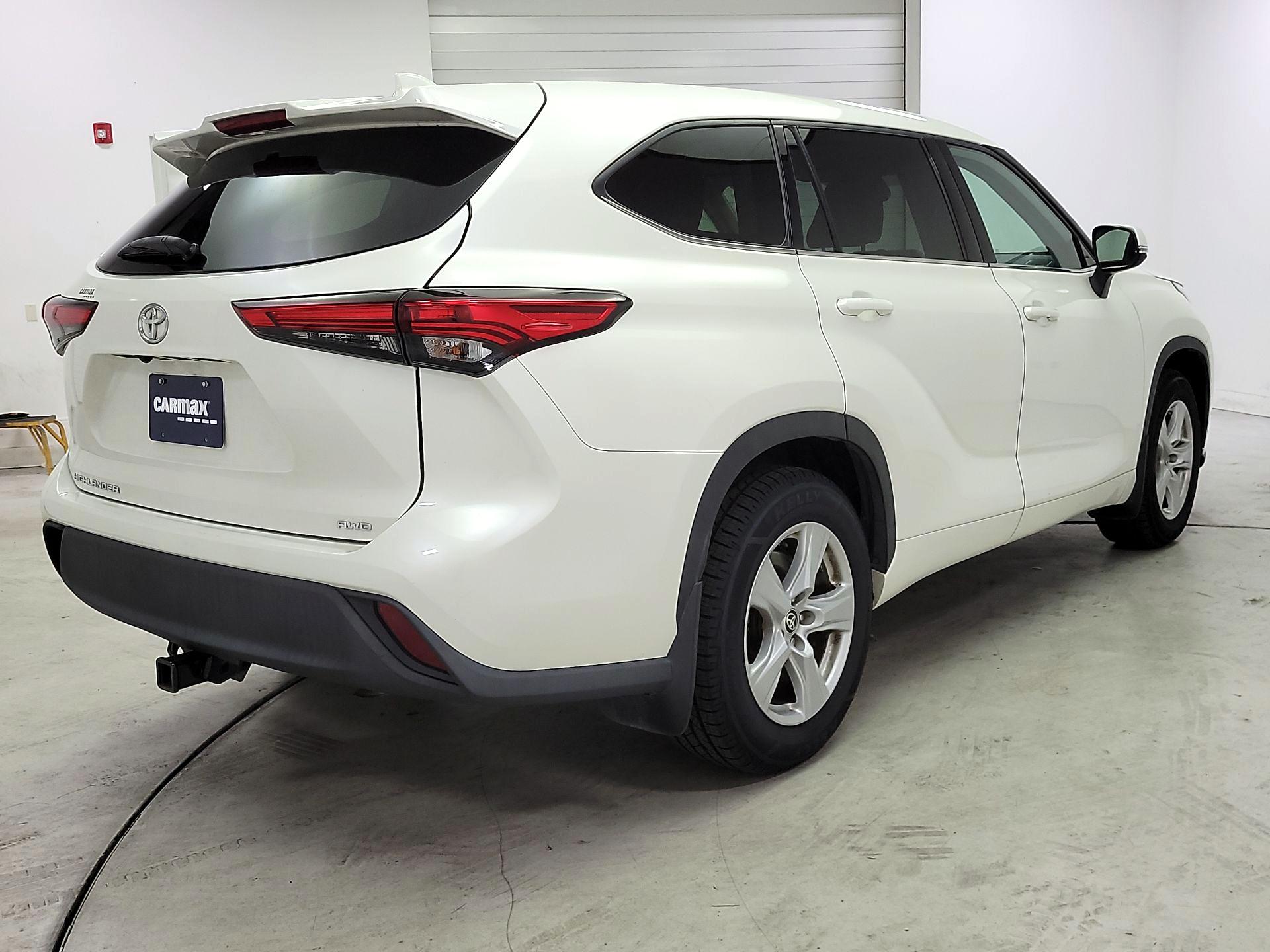 Thumbnail: 2021 Toyota Highlander - 5