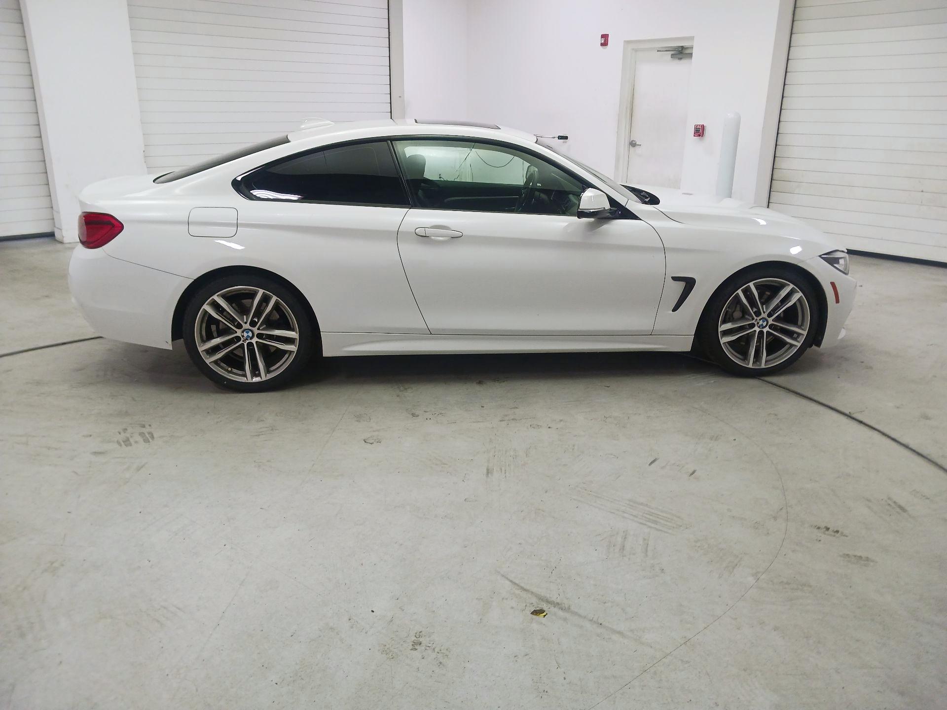 Thumbnail: 2019 BMW 4 Series - 4