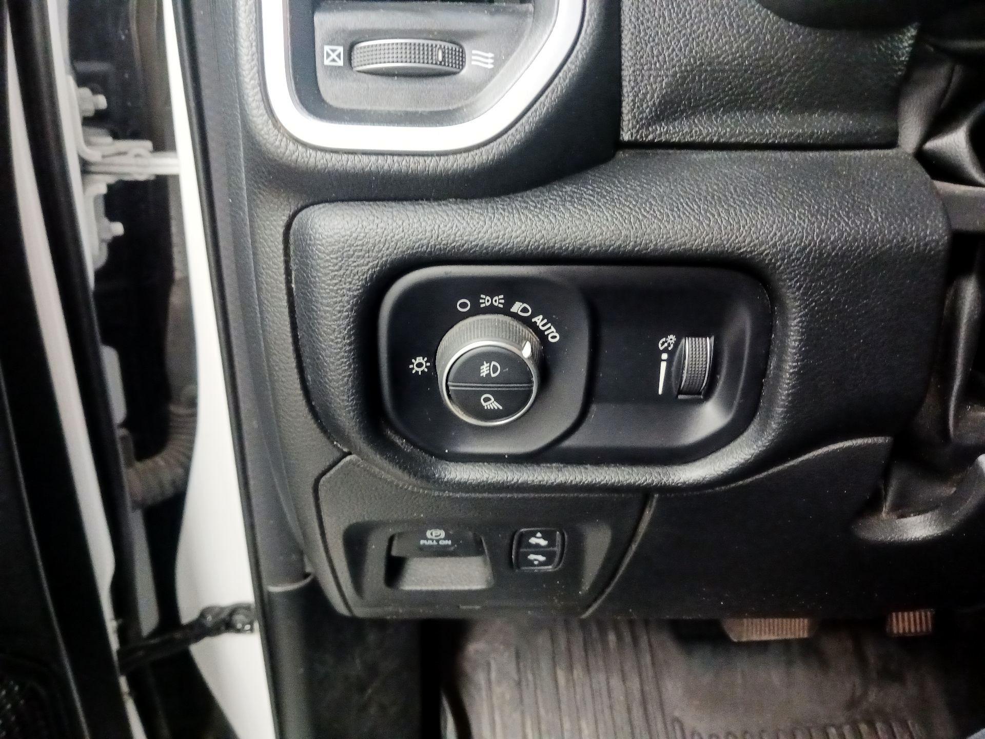 Thumbnail: 2022 RAM 1500 - 11