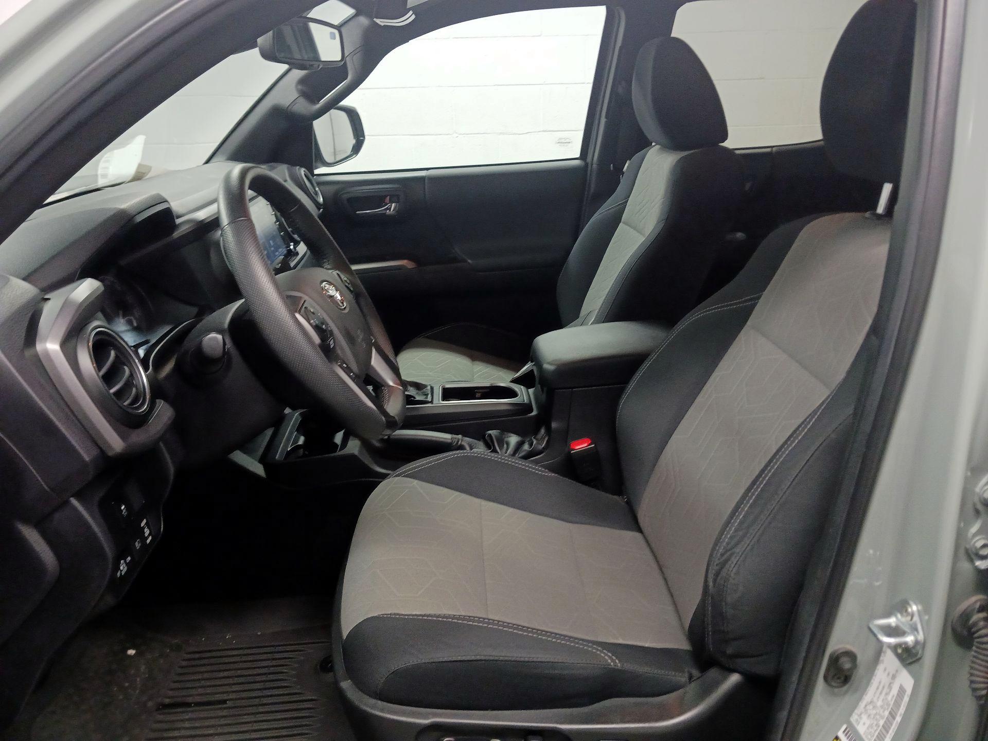 Thumbnail: 2023 Toyota Tacoma - 9