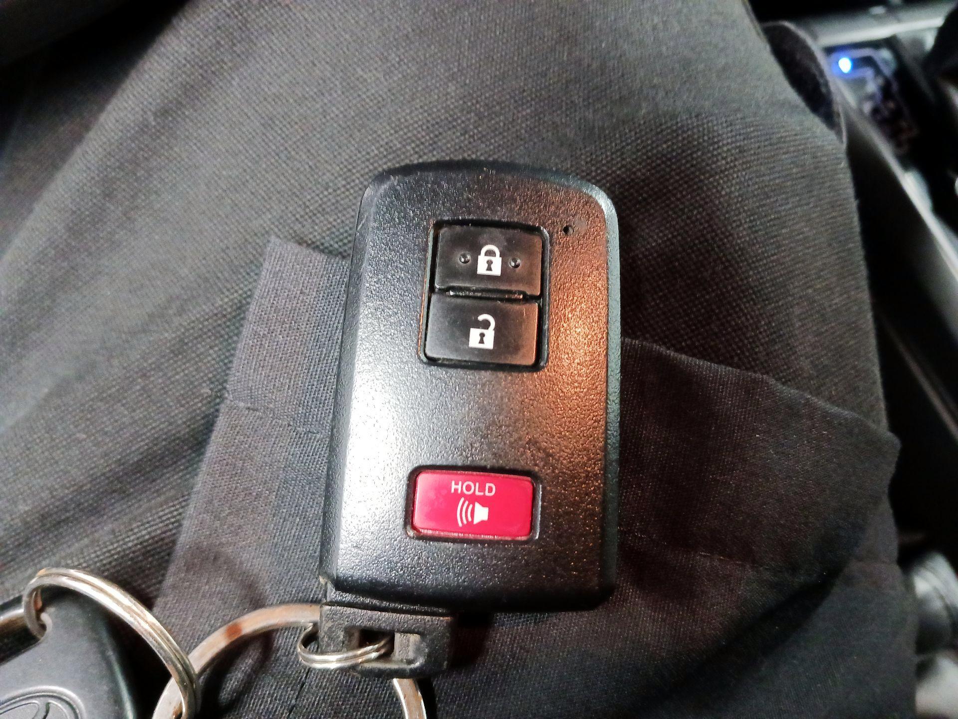 Thumbnail: 2023 Toyota Tacoma - 18