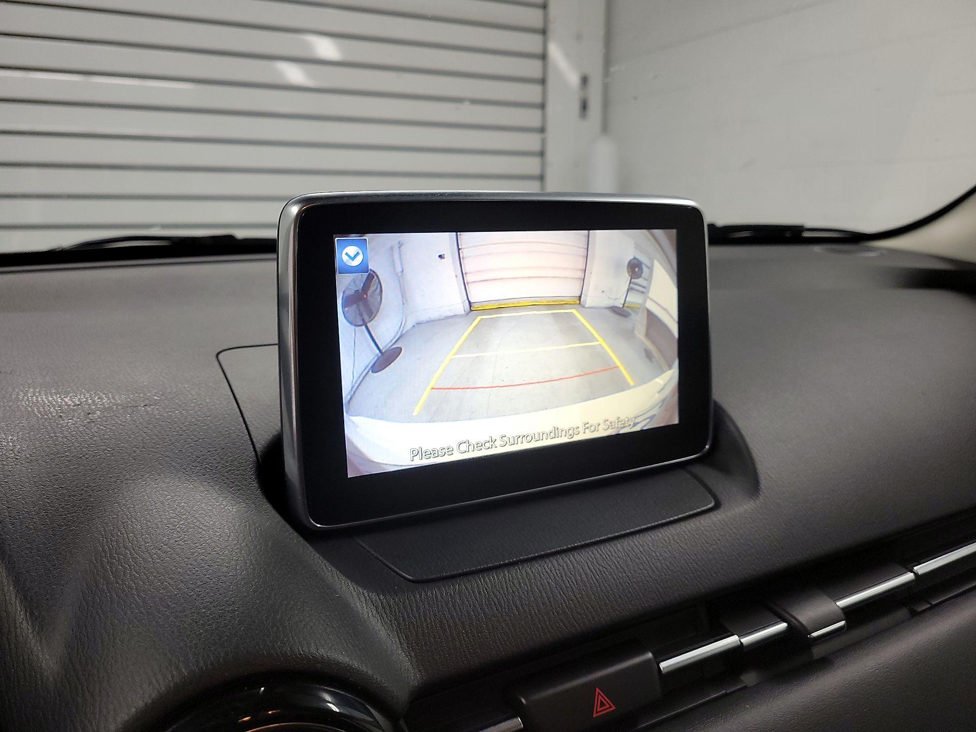 Thumbnail: 2017 Toyota Yaris iA - 11