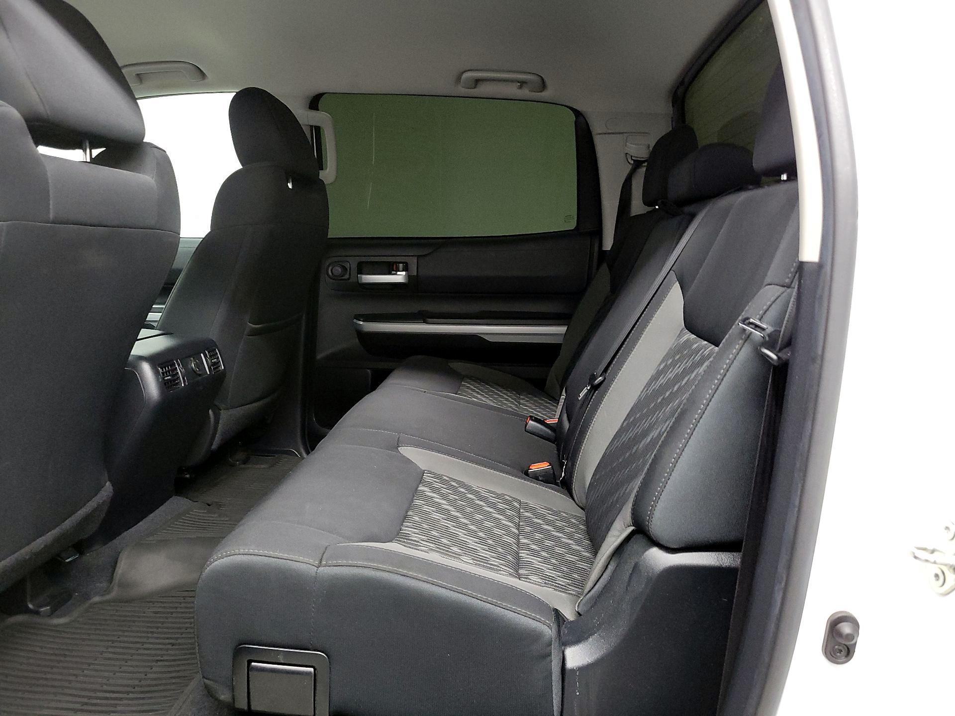 Thumbnail: 2020 Toyota Tundra - 17