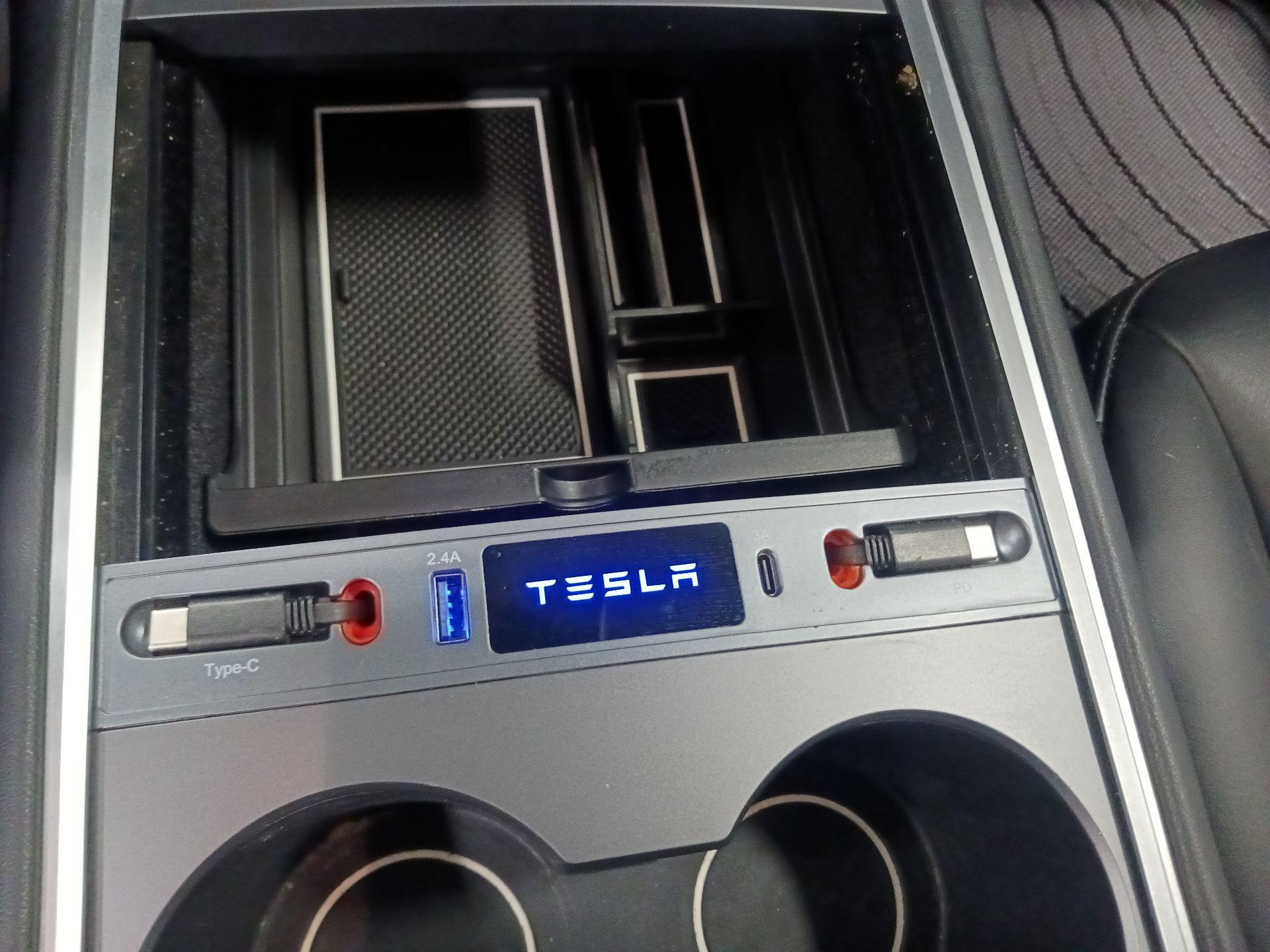 Thumbnail: 2022 Tesla Model 3 - 16