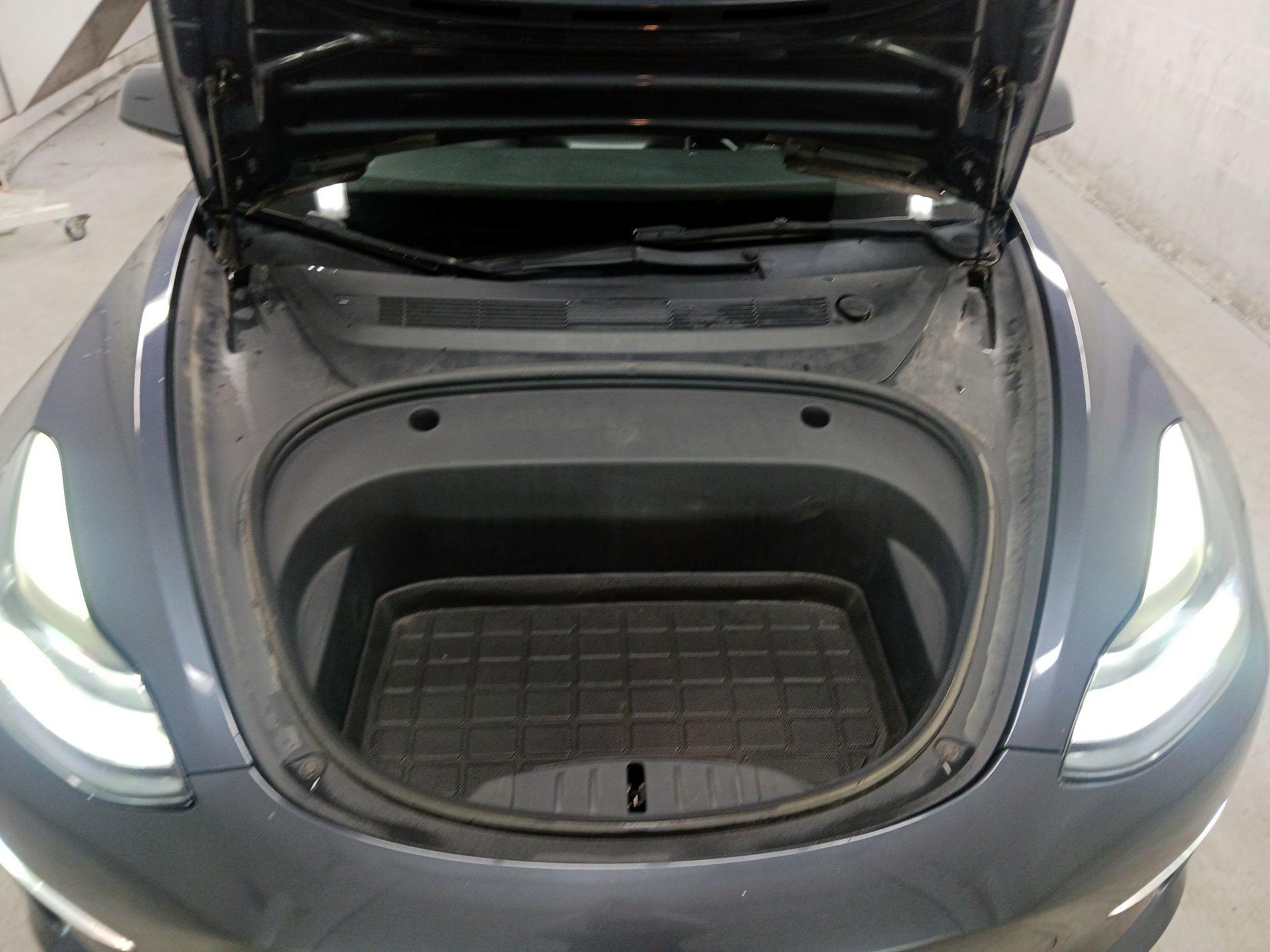 Thumbnail: 2022 Tesla Model 3 - 20