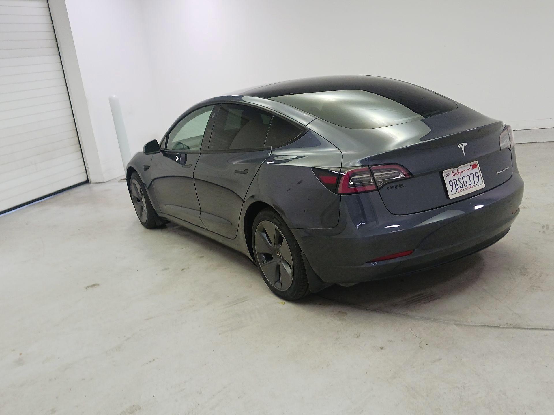 Thumbnail: 2022 Tesla Model 3 - 7