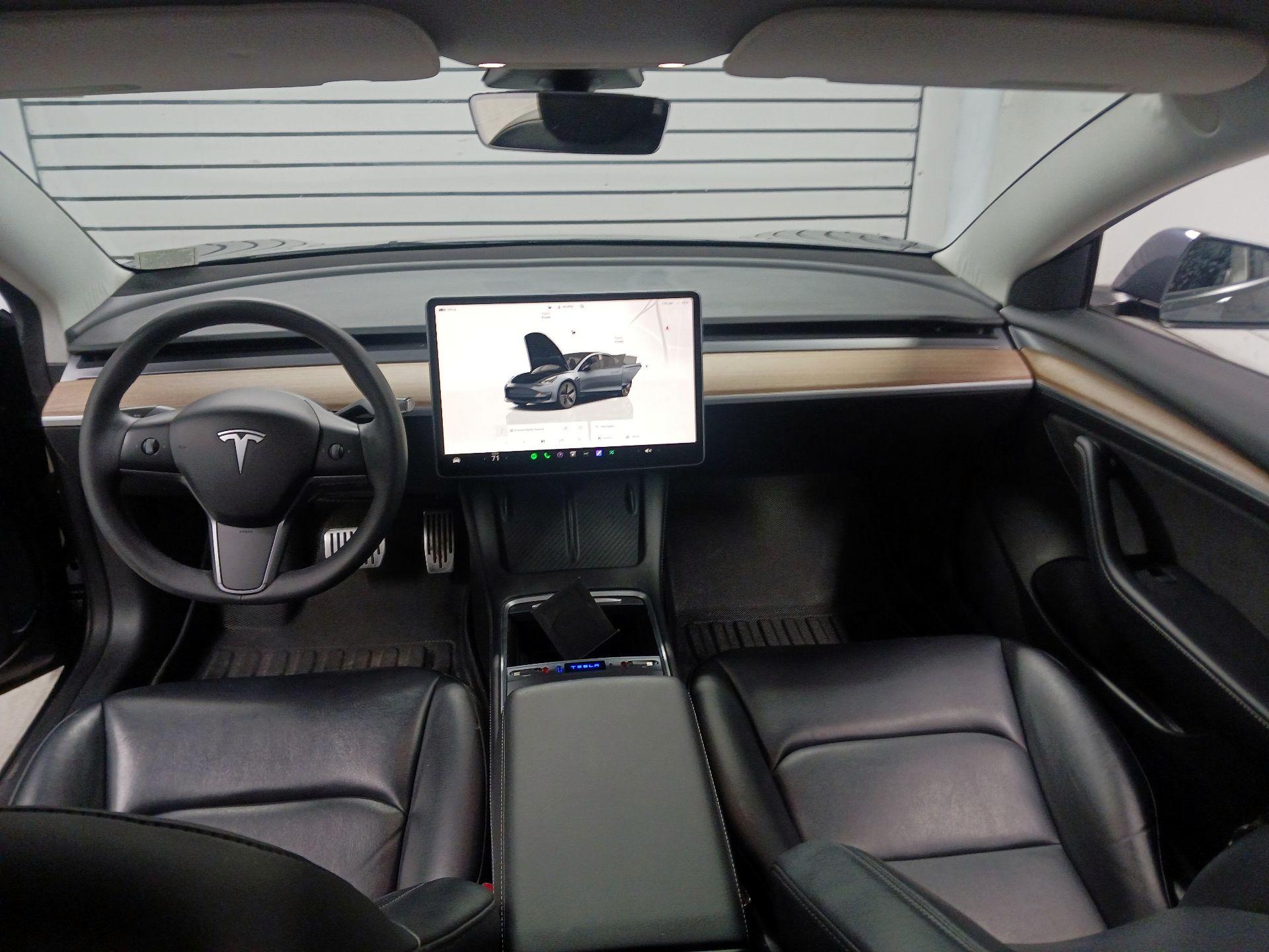 Thumbnail: 2022 Tesla Model 3 - 8