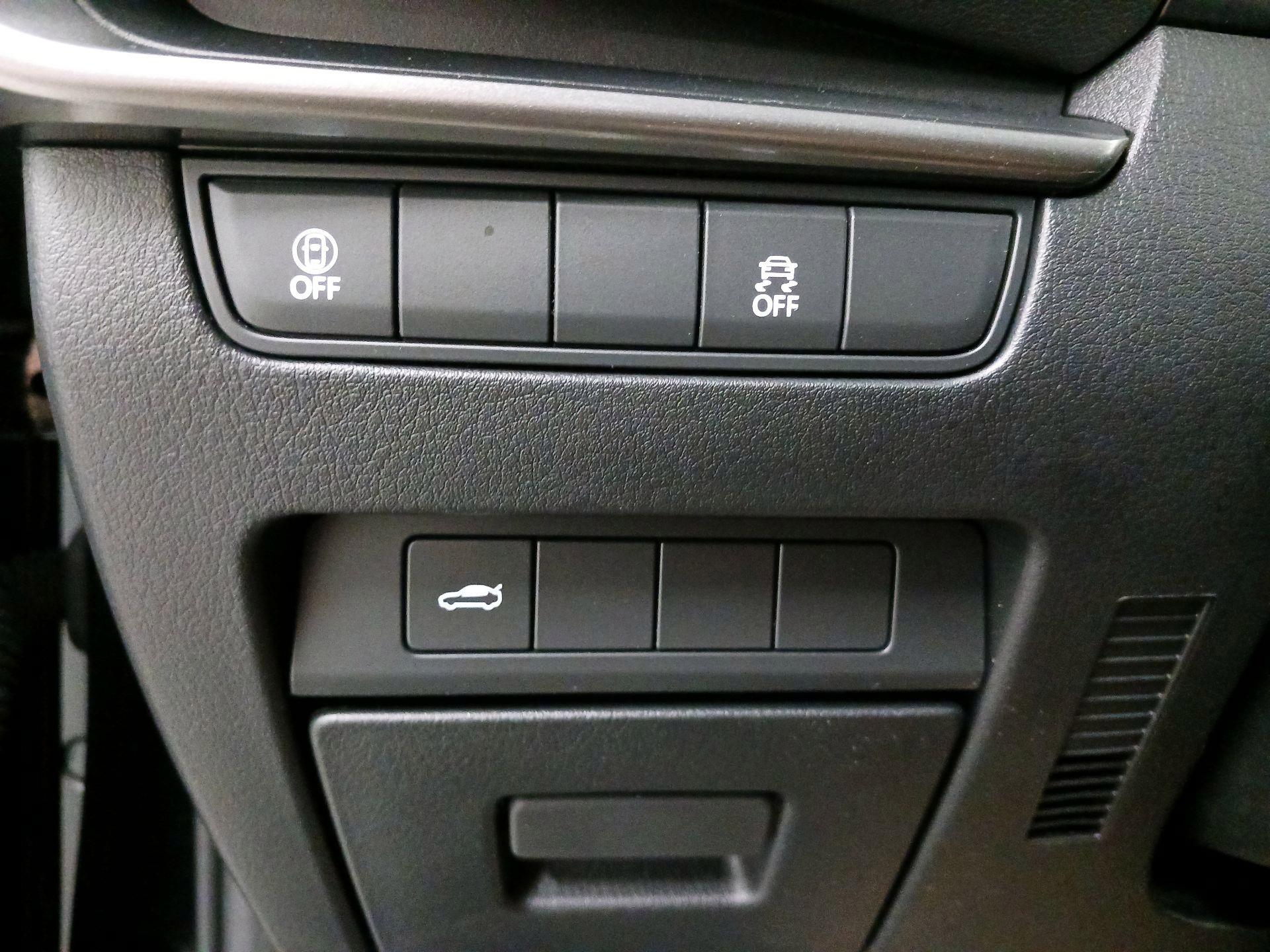 Thumbnail: 2023 Mazda Mazda3 - 11