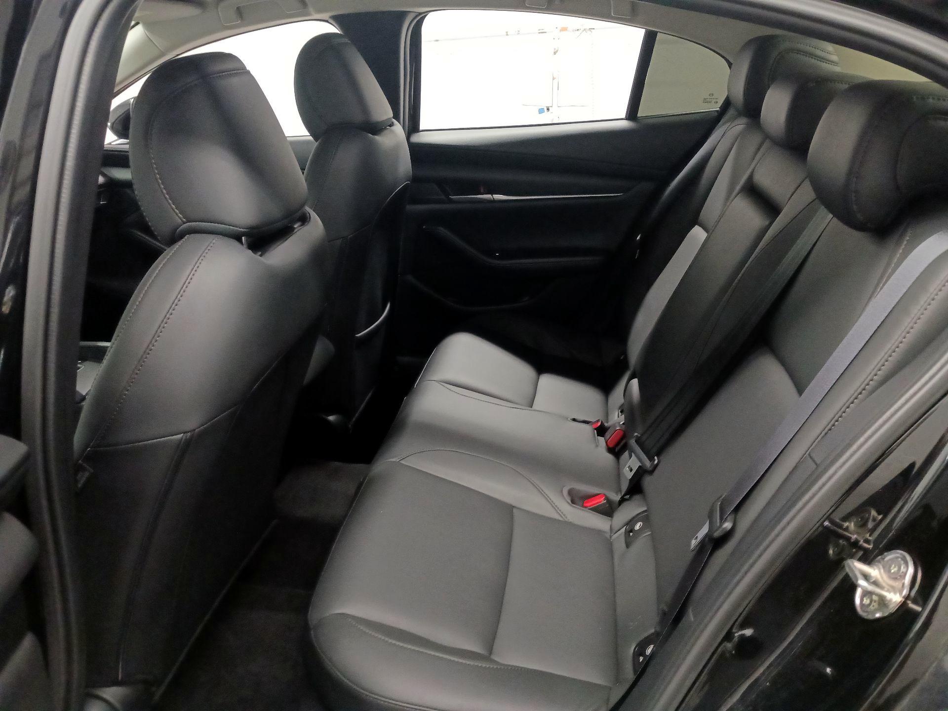 Thumbnail: 2023 Mazda Mazda3 - 18