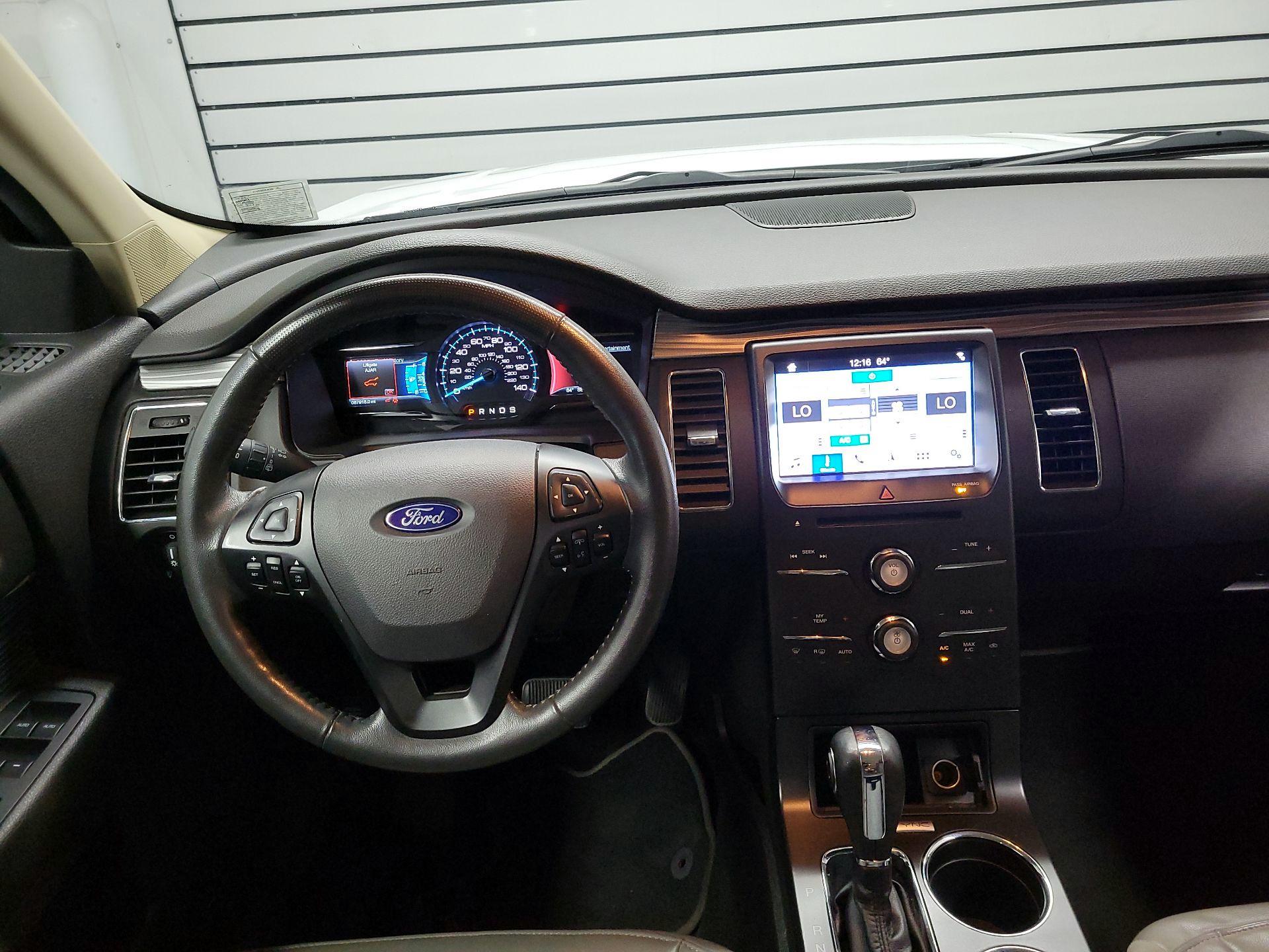 Thumbnail: 2019 Ford Flex - 9