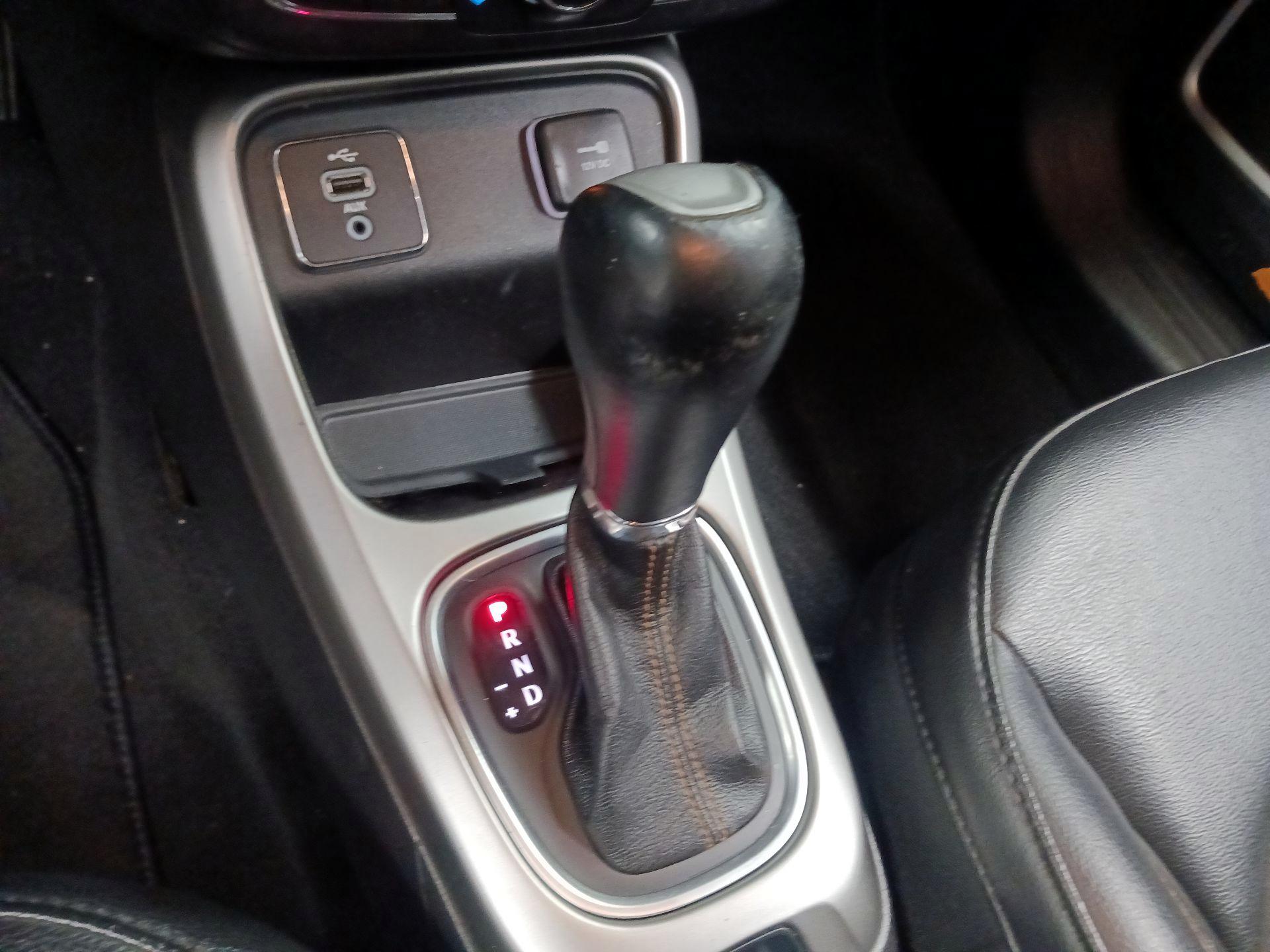 Thumbnail: 2018 Jeep Compass - 14