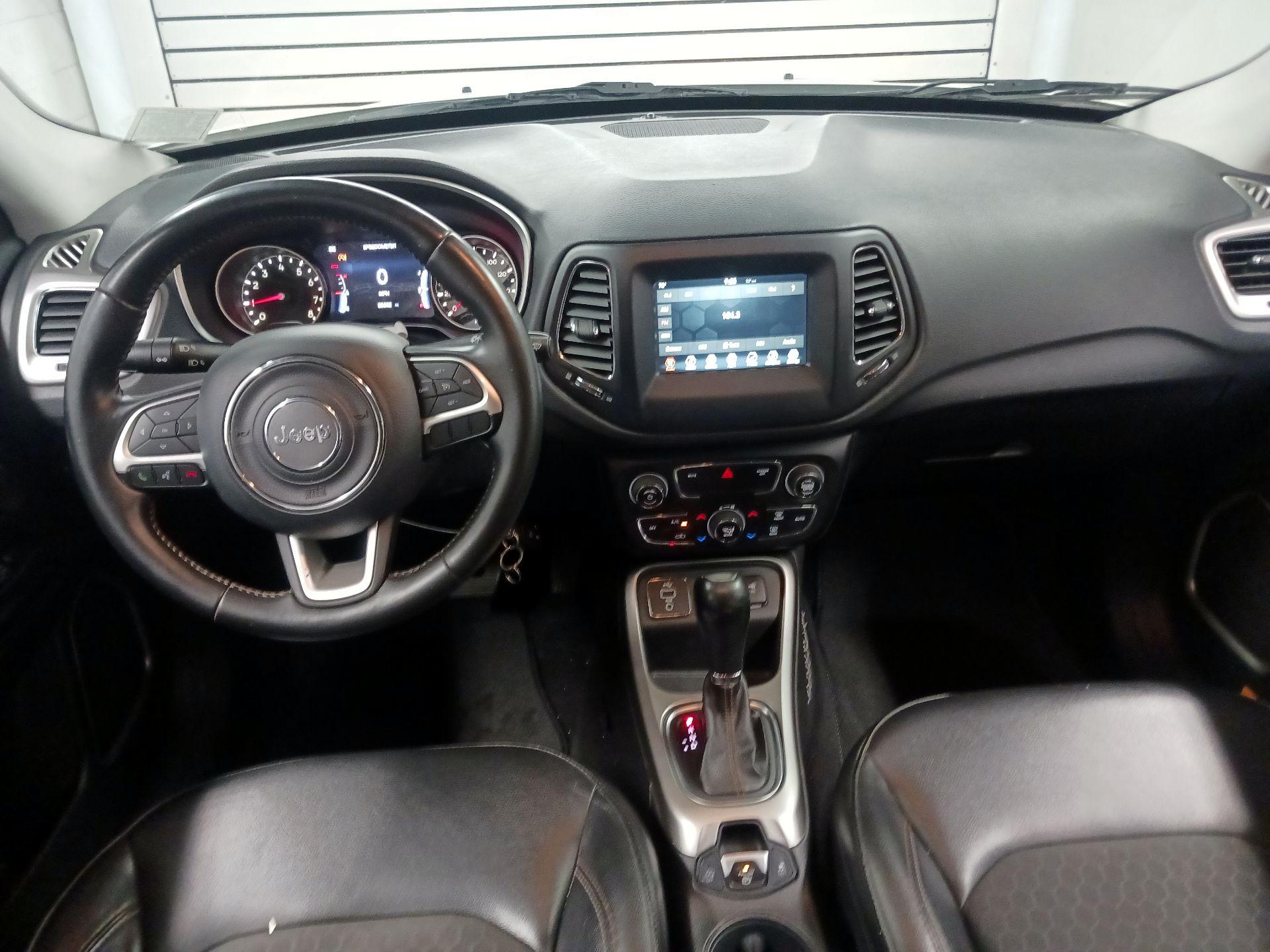 Thumbnail: 2018 Jeep Compass - 8