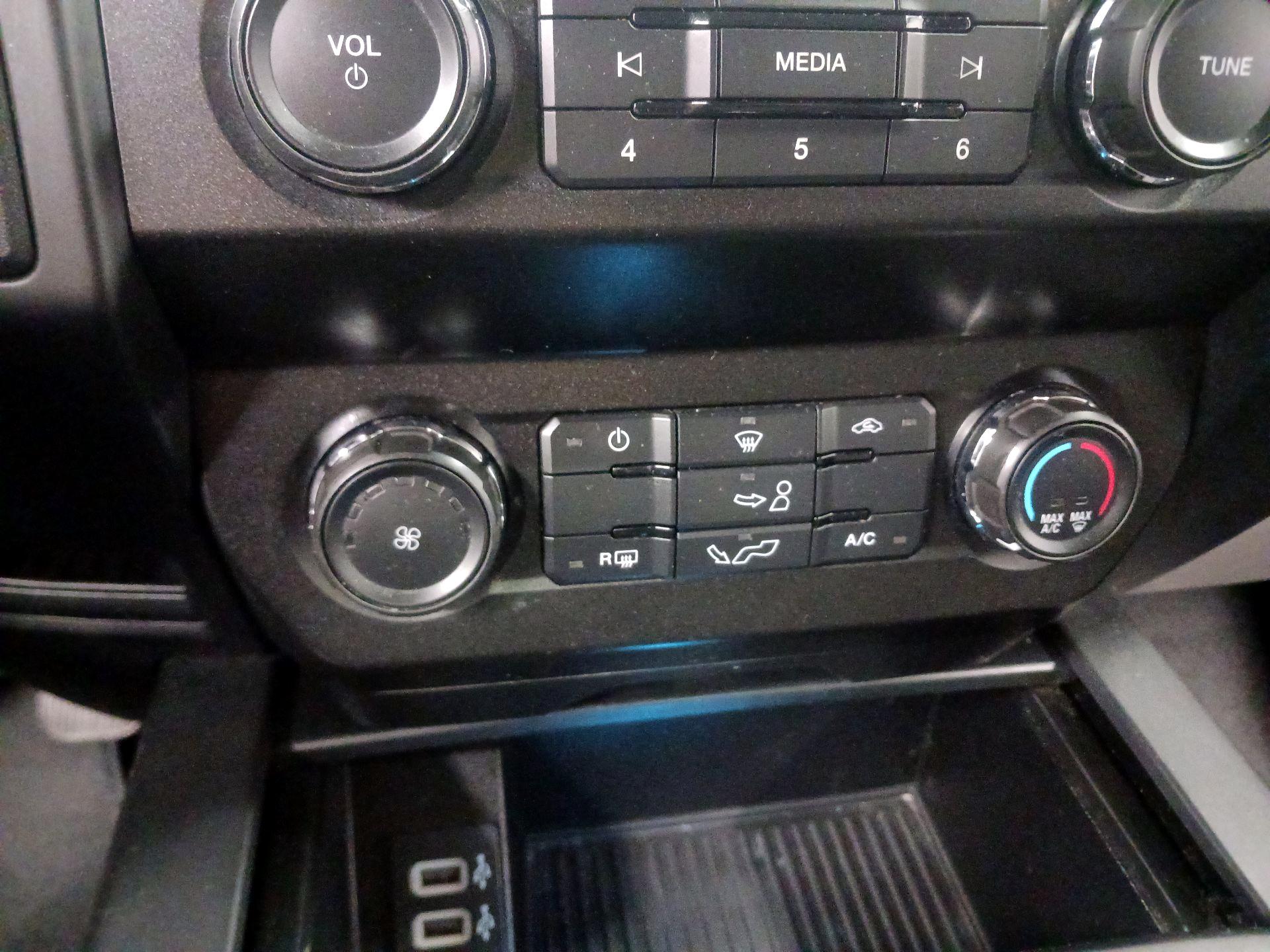 Thumbnail: 2019 Ford F-150 - 14