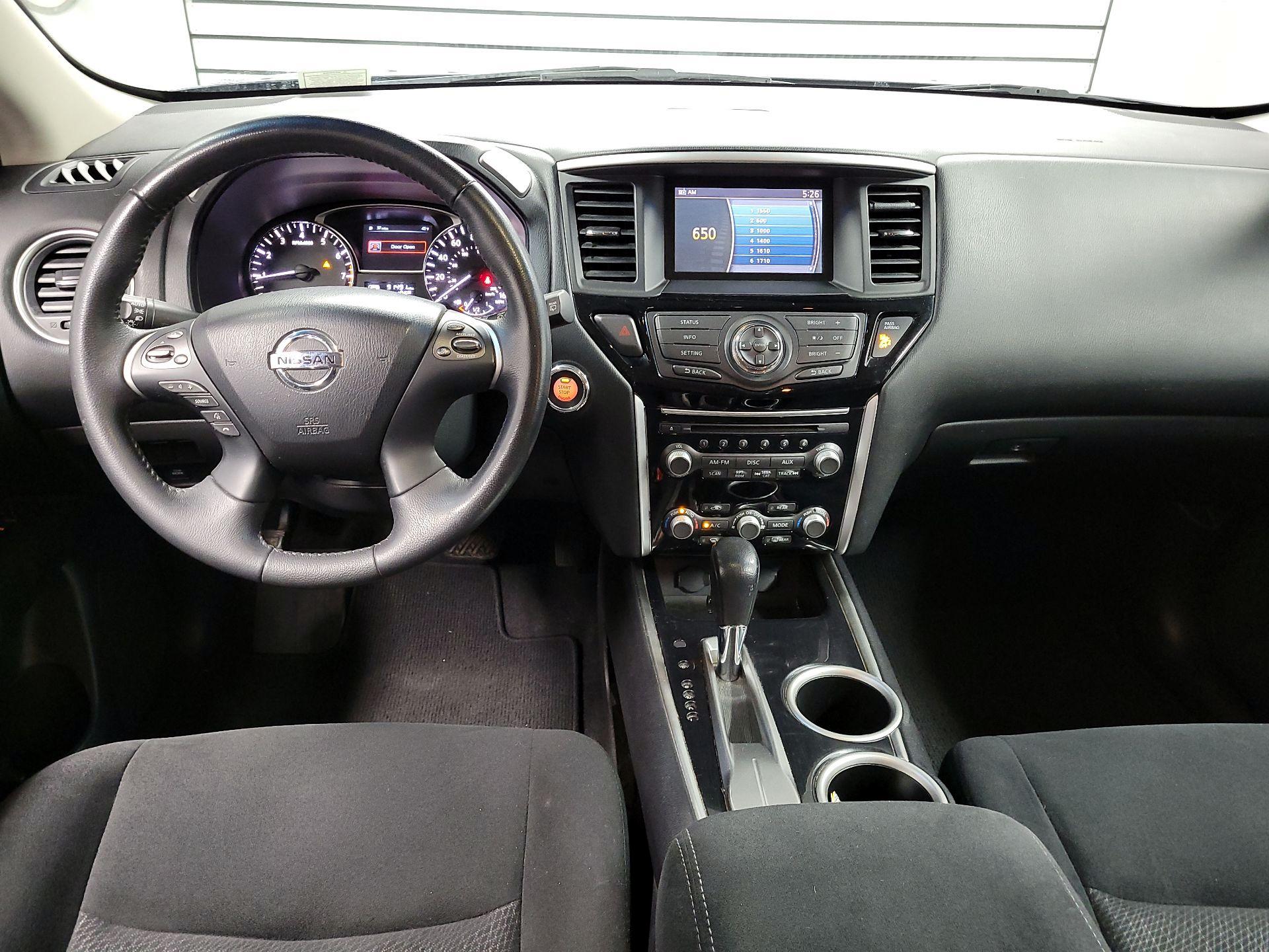 Thumbnail: 2014 Nissan Pathfinder - 9