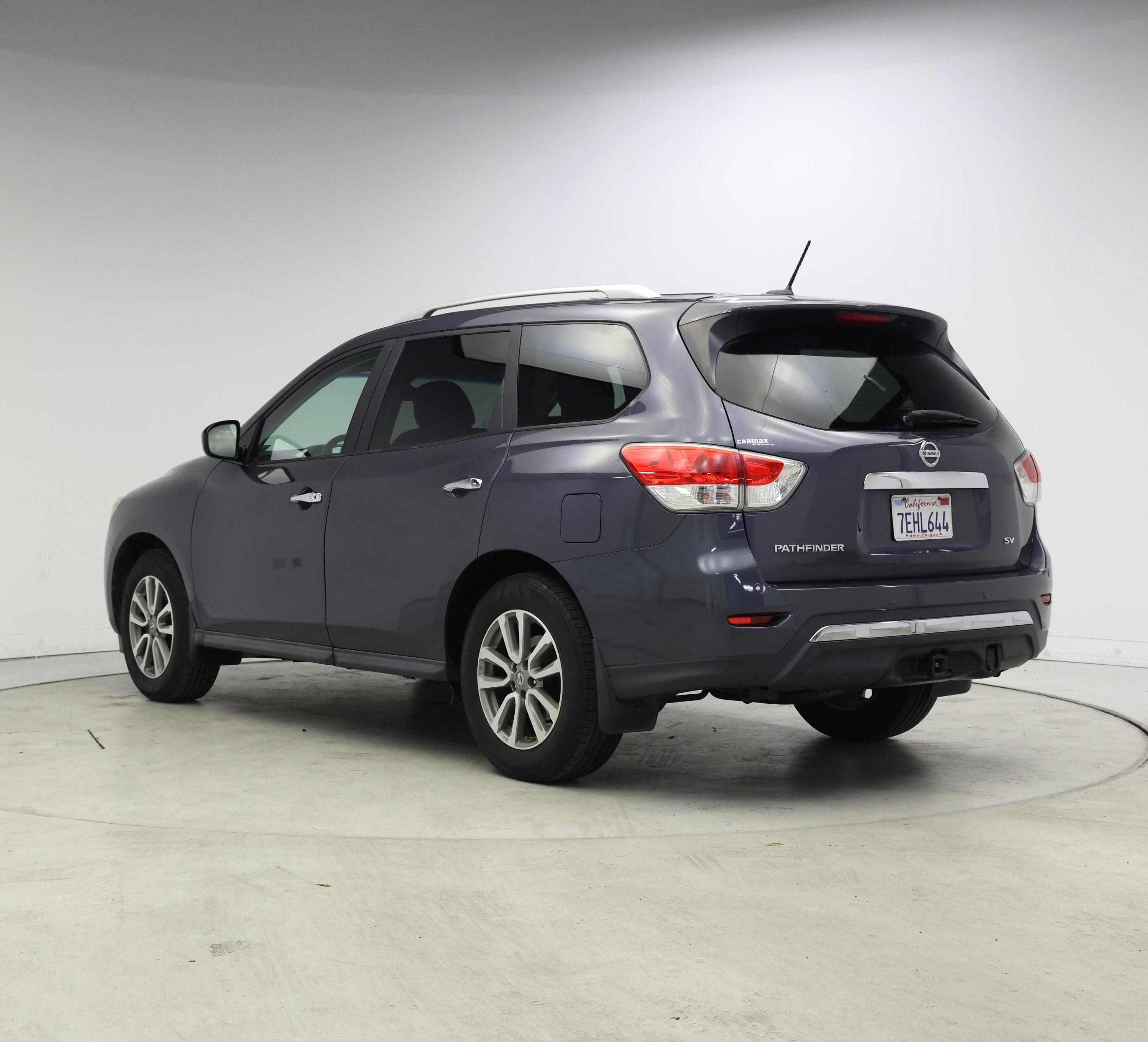 Thumbnail: 2014 Nissan Pathfinder - 2