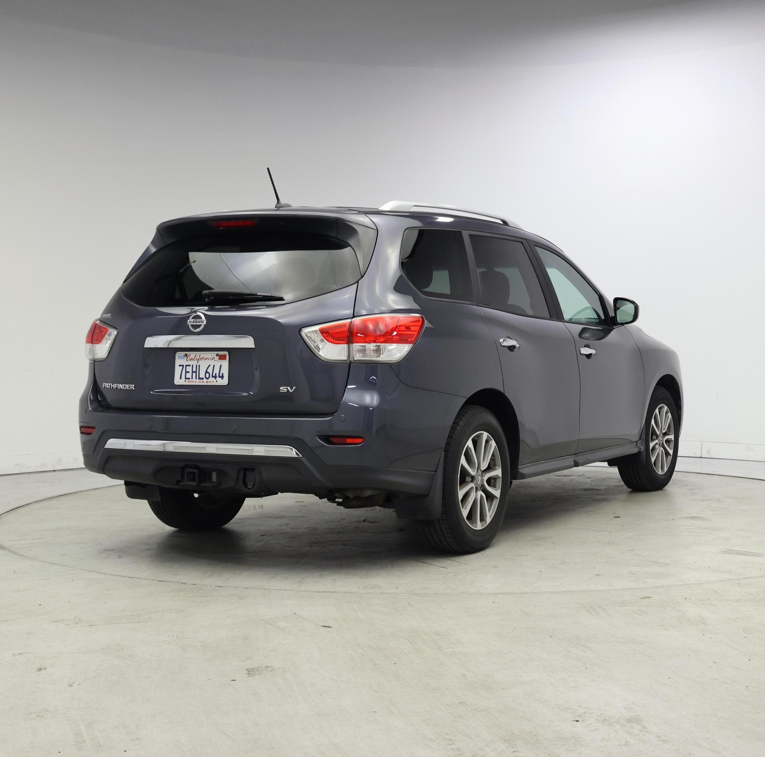 Thumbnail: 2014 Nissan Pathfinder - 8