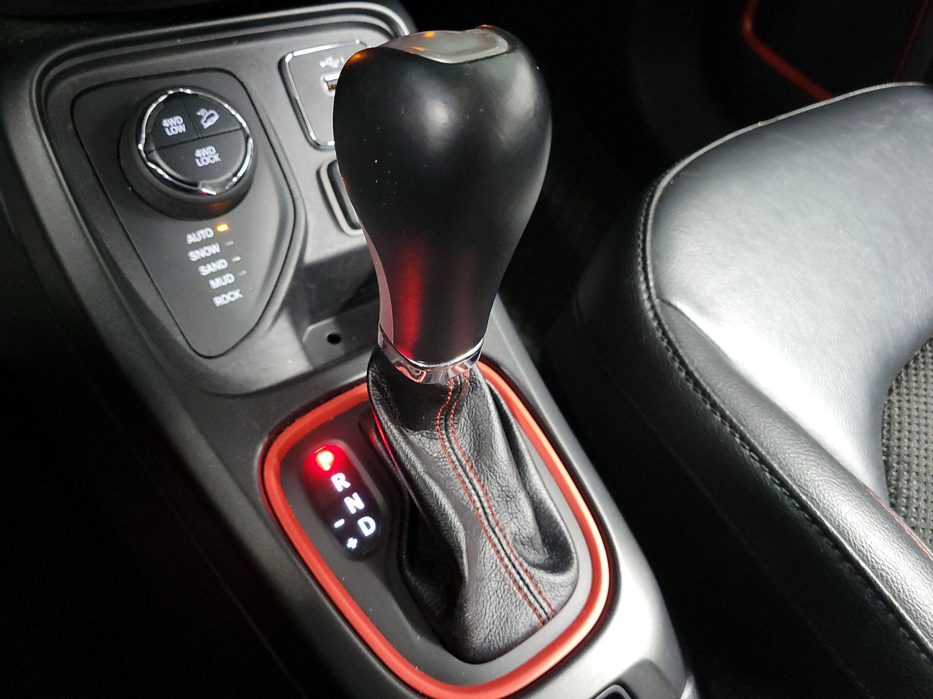 Thumbnail: 2019 Jeep Compass - 13