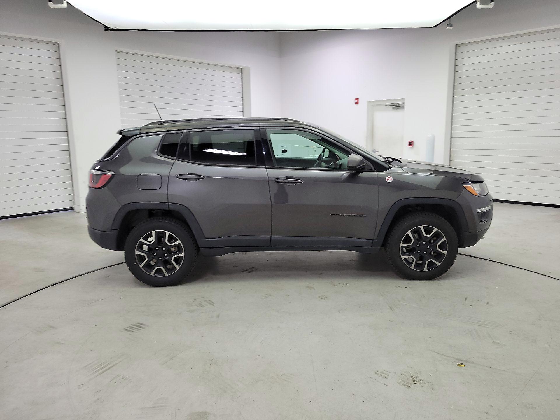 Thumbnail: 2019 Jeep Compass - 4