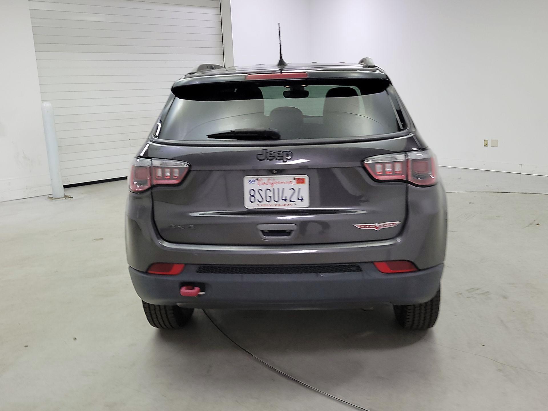 Thumbnail: 2019 Jeep Compass - 6