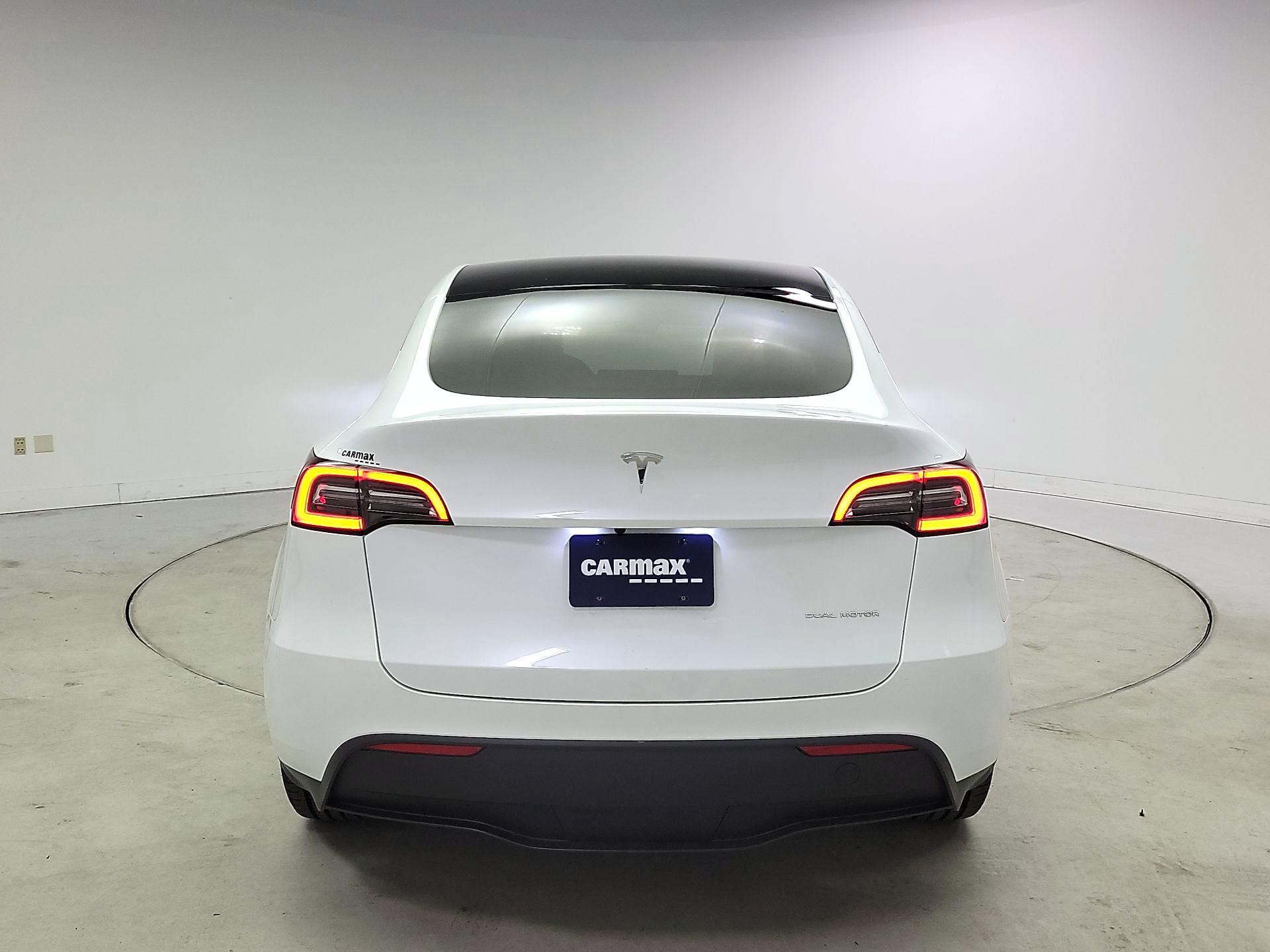 Thumbnail: 2023 Tesla Model Y - 6