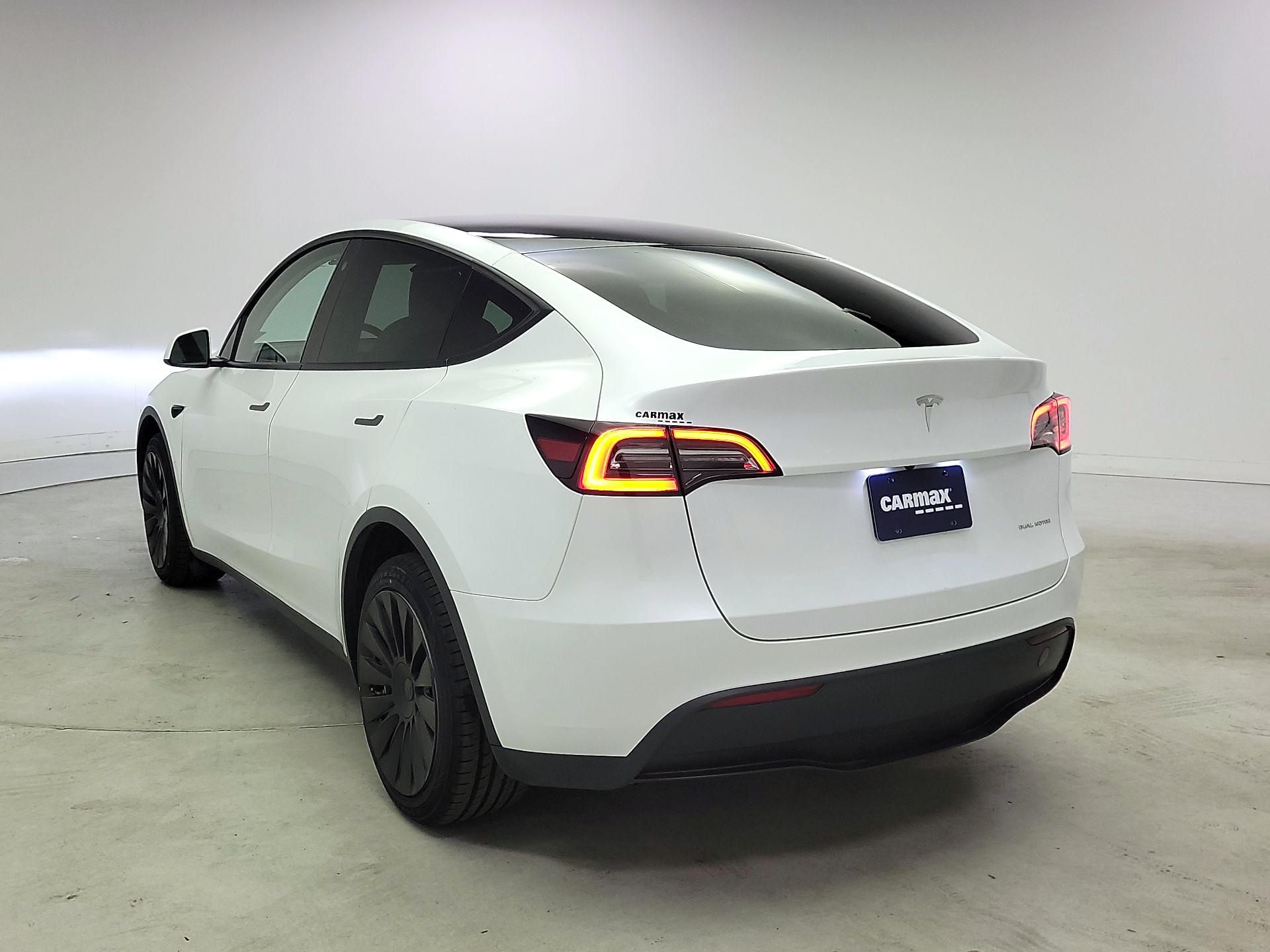 Thumbnail: 2023 Tesla Model Y - 7