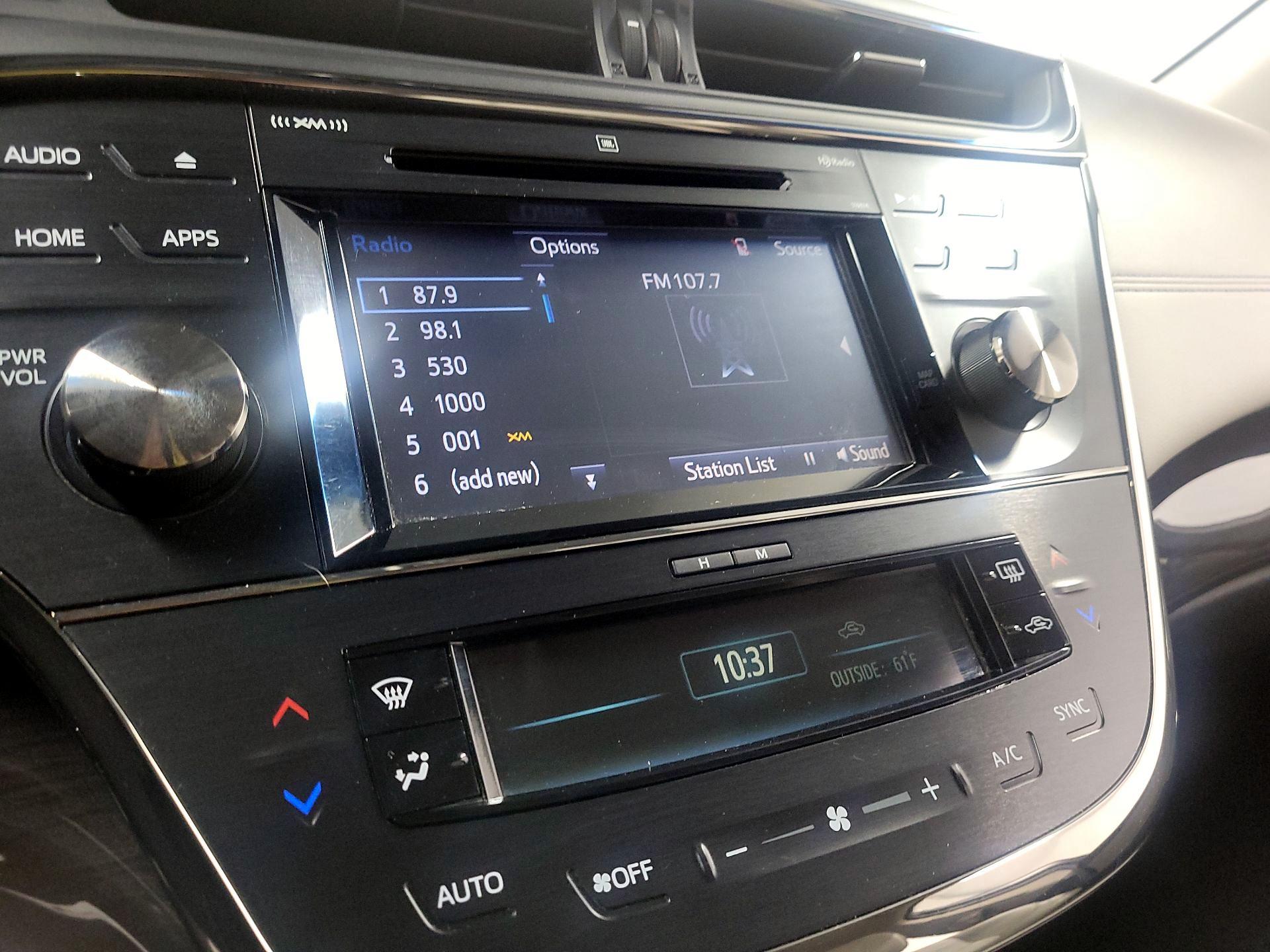 Thumbnail: 2015 Toyota Avalon - 11