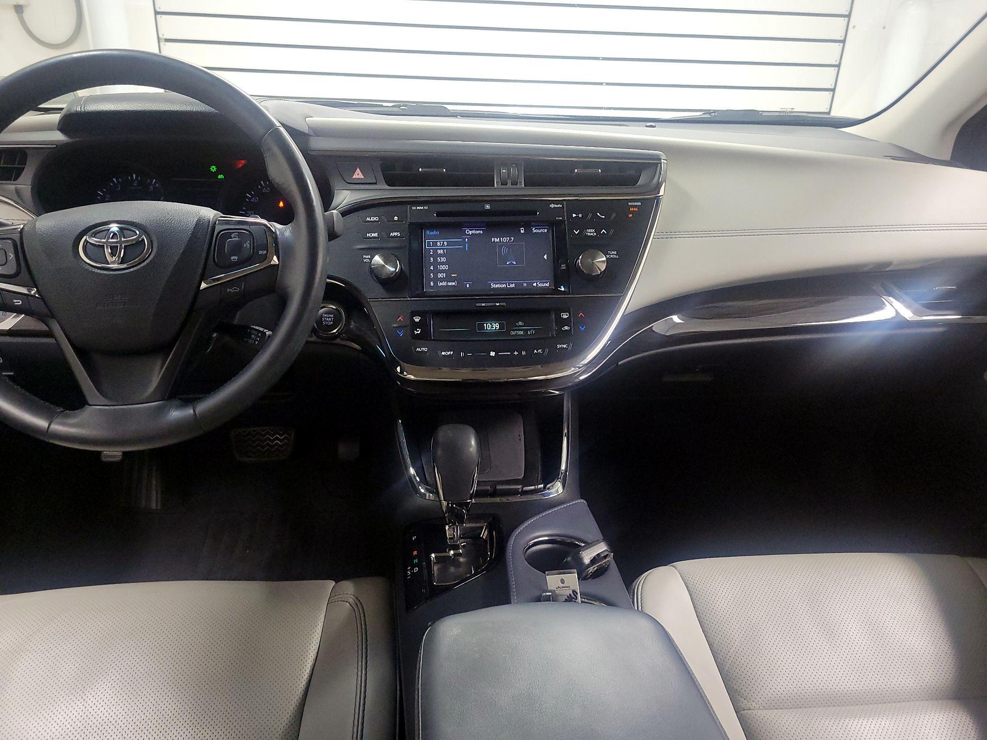 Thumbnail: 2015 Toyota Avalon - 8