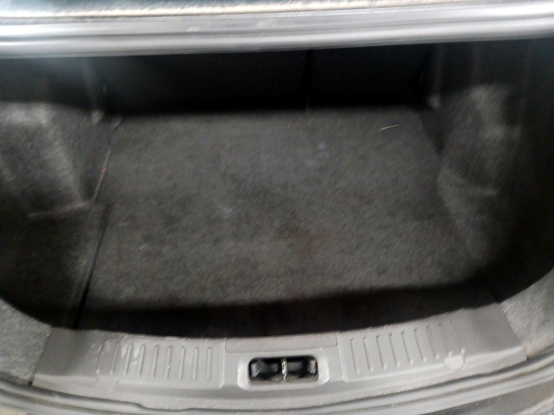 Thumbnail: 2018 Ford Fiesta - 18