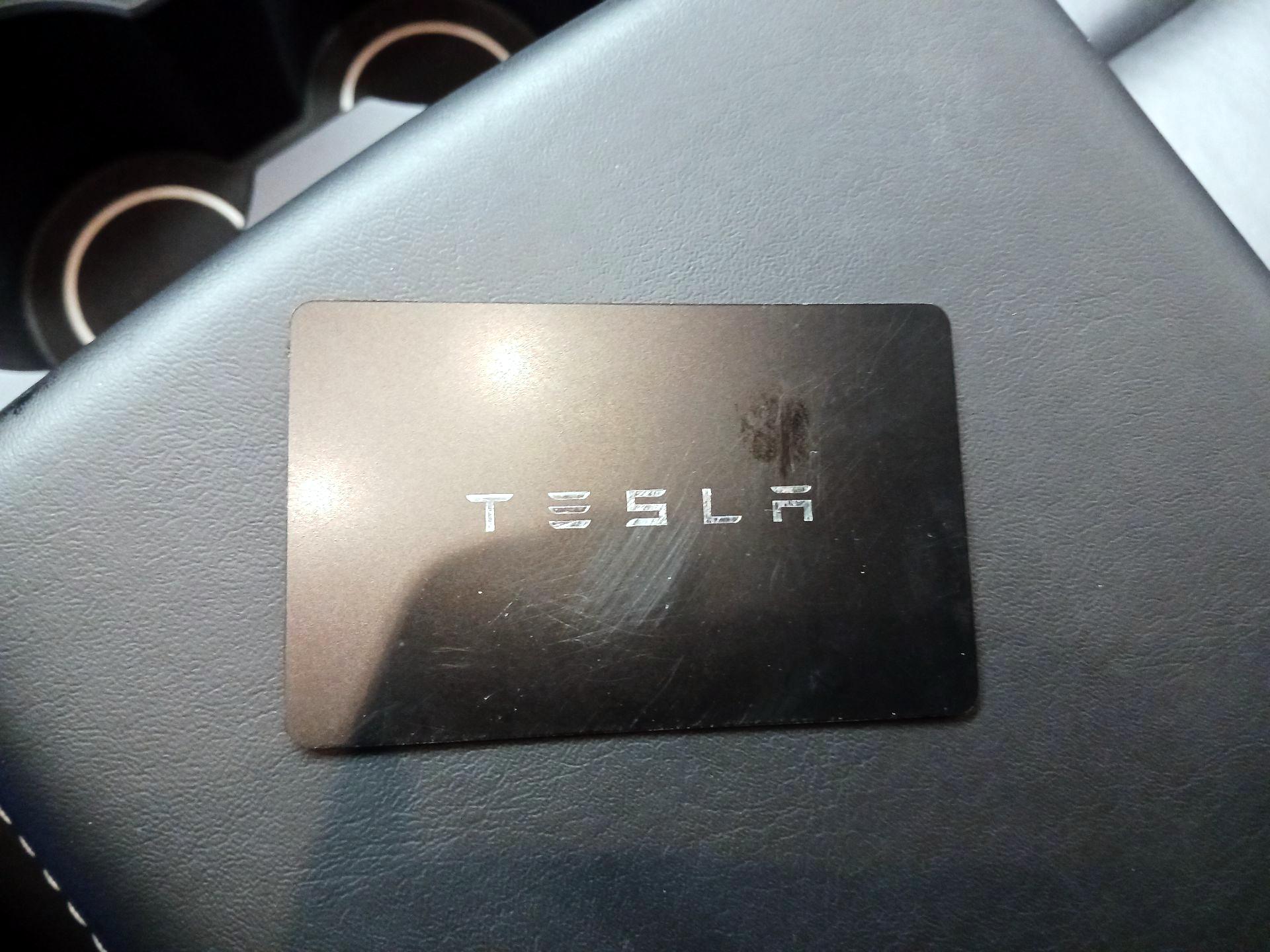 Thumbnail: 2022 Tesla Model 3 - 16