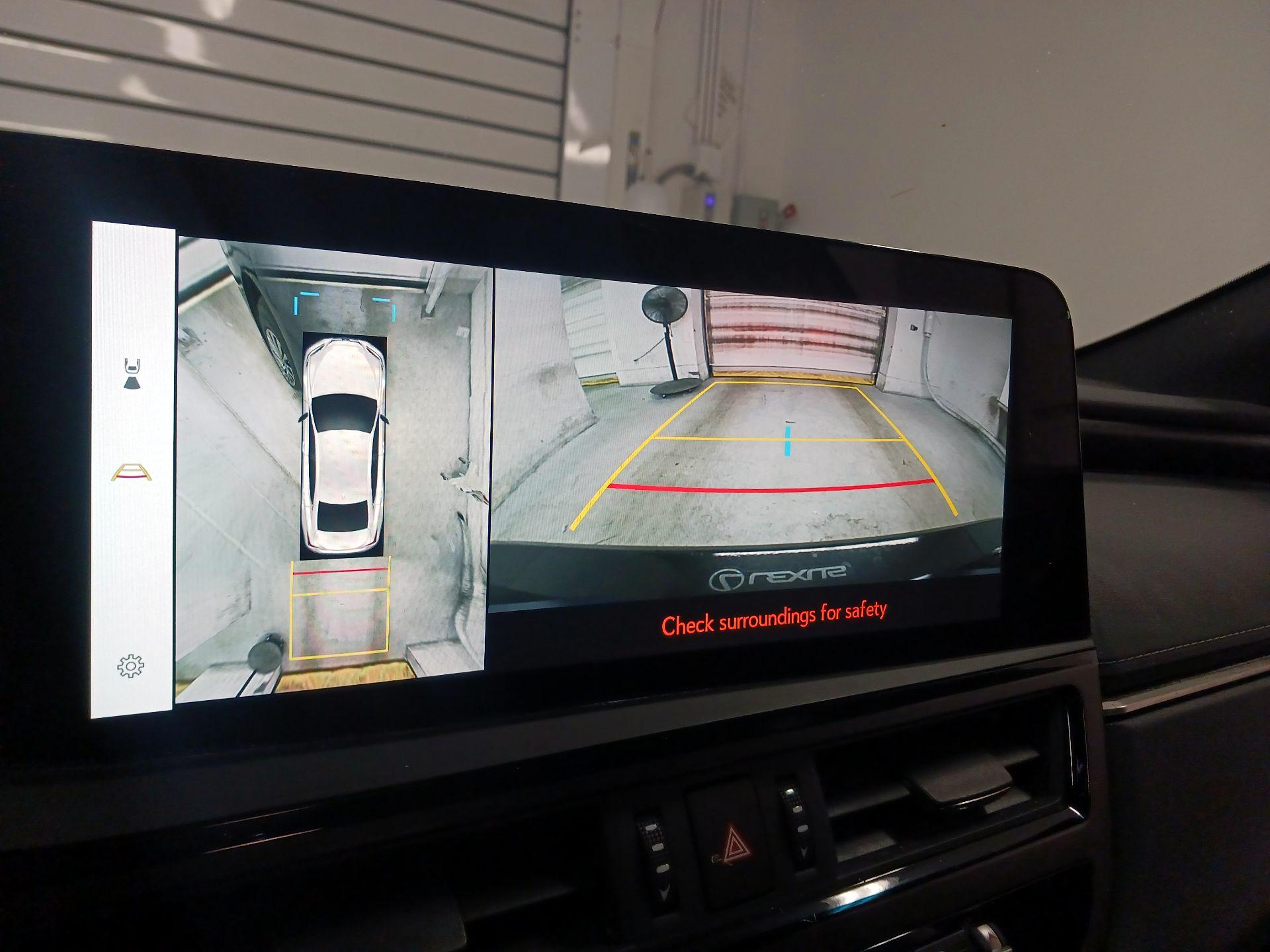 Thumbnail: 2025 Lexus ES - 12