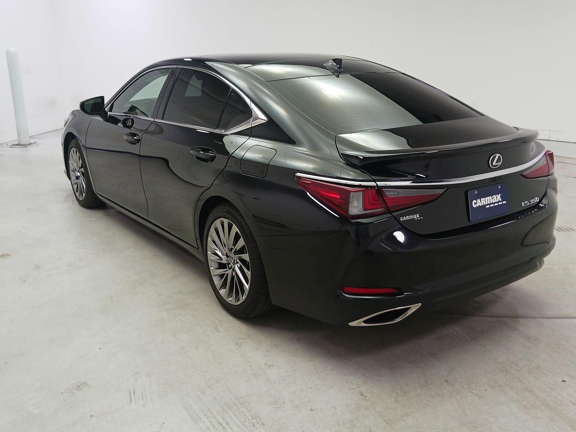 Thumbnail: 2025 Lexus ES - 7