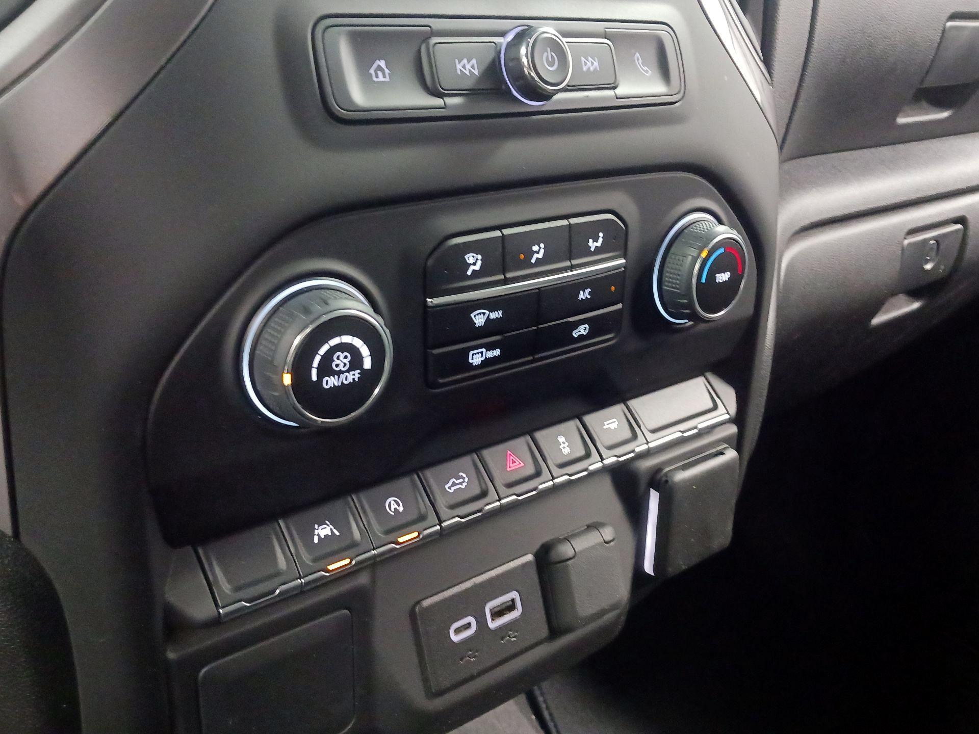 Thumbnail: 2024 Chevrolet Silverado 1500 - 12