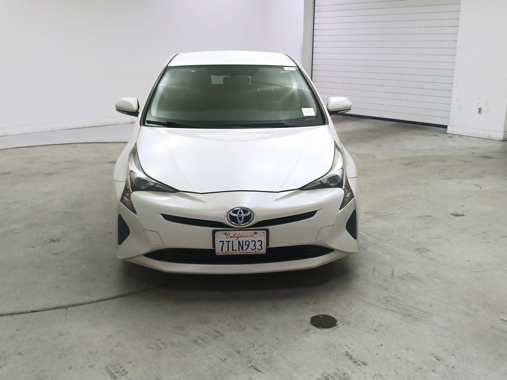 Thumbnail: 2016 Toyota Prius - 2