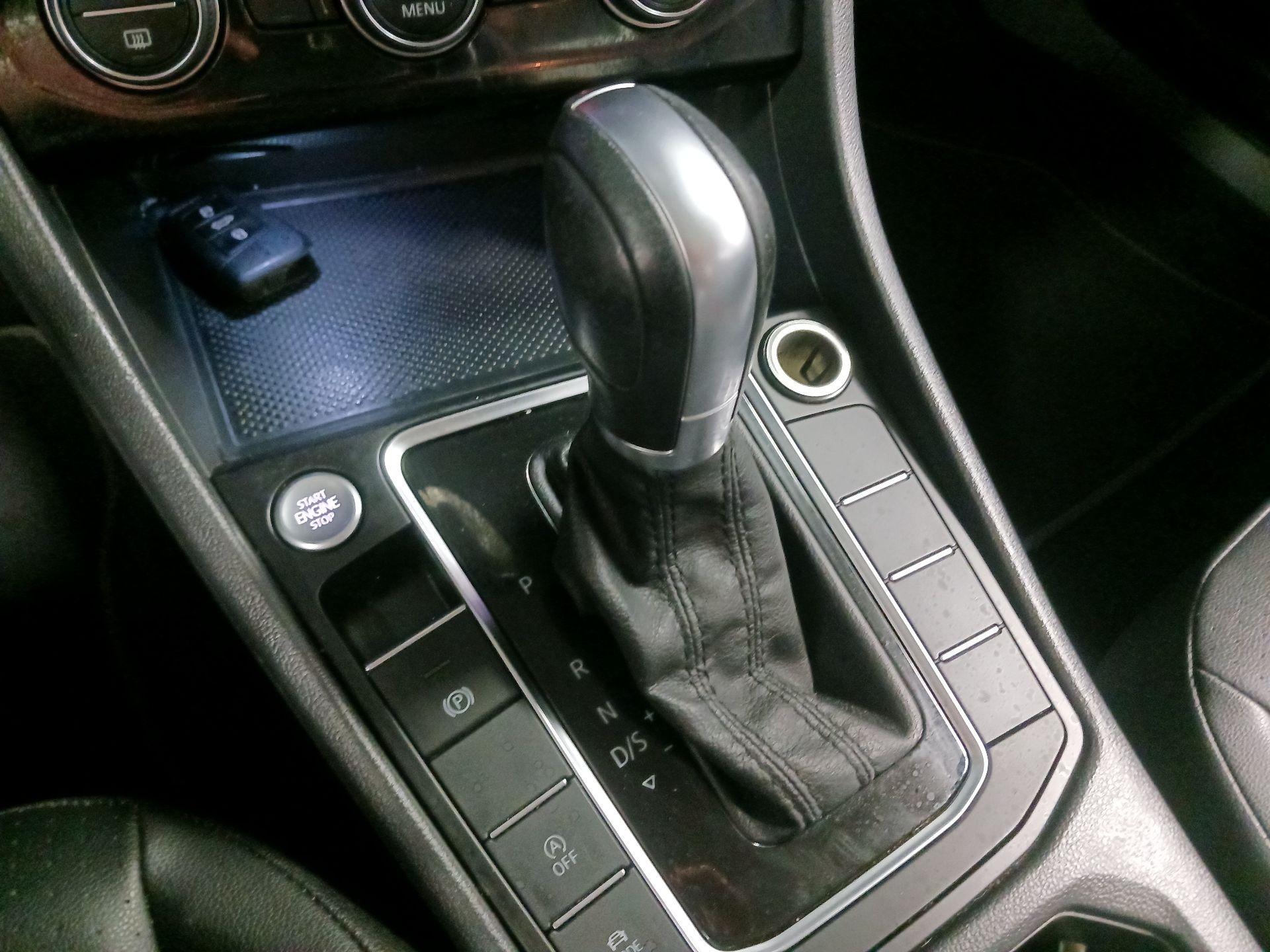 Thumbnail: 2019 Volkswagen Jetta - 13