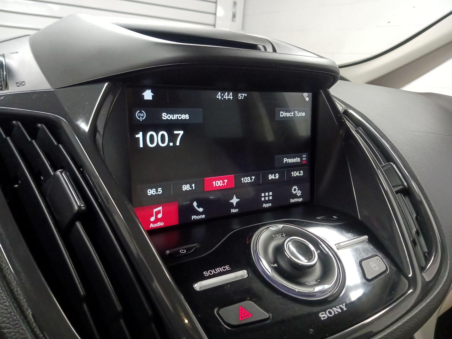 Thumbnail: 2016 Ford C-Max - 12