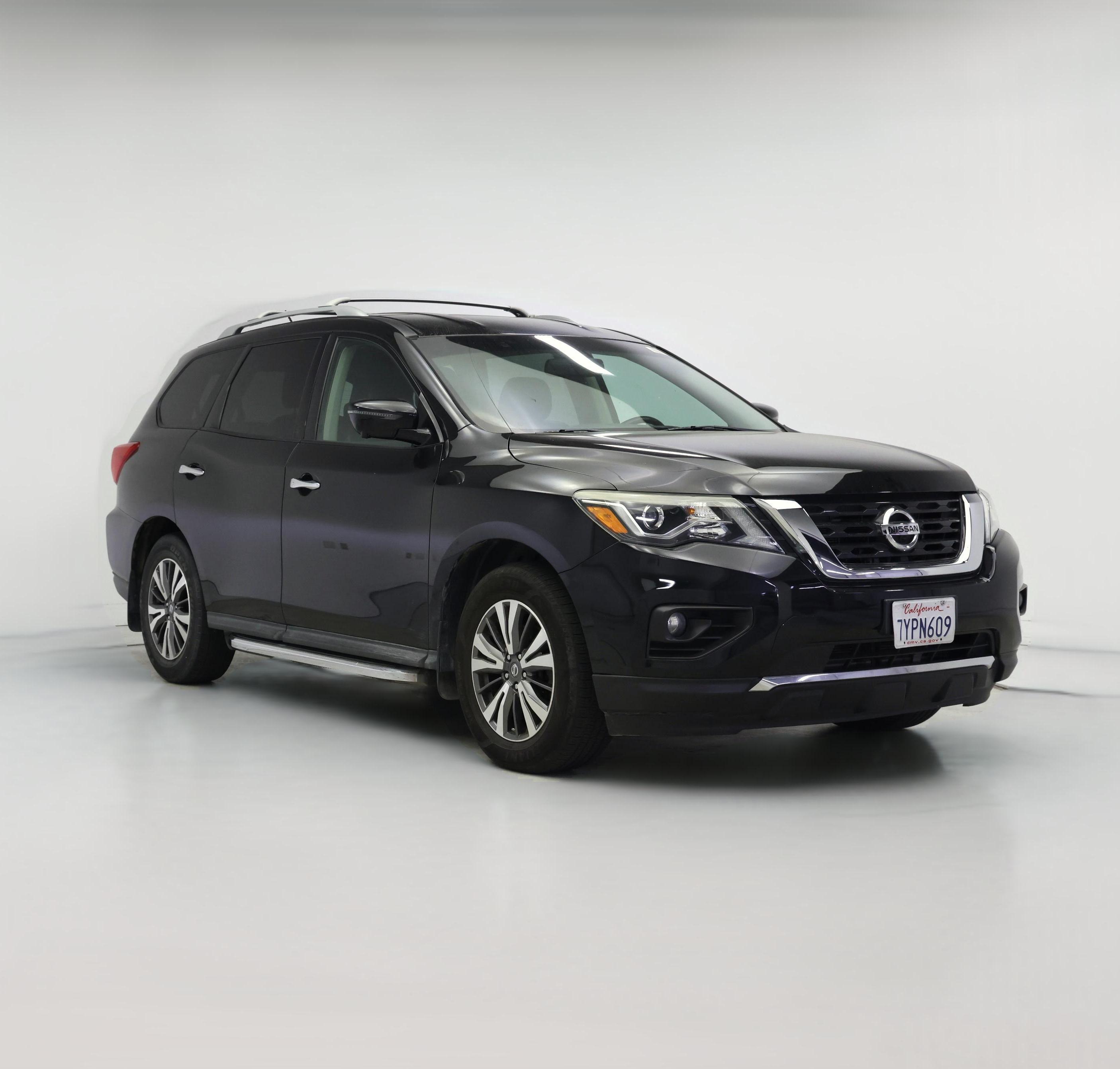 Thumbnail: 2017 Nissan Pathfinder - 1