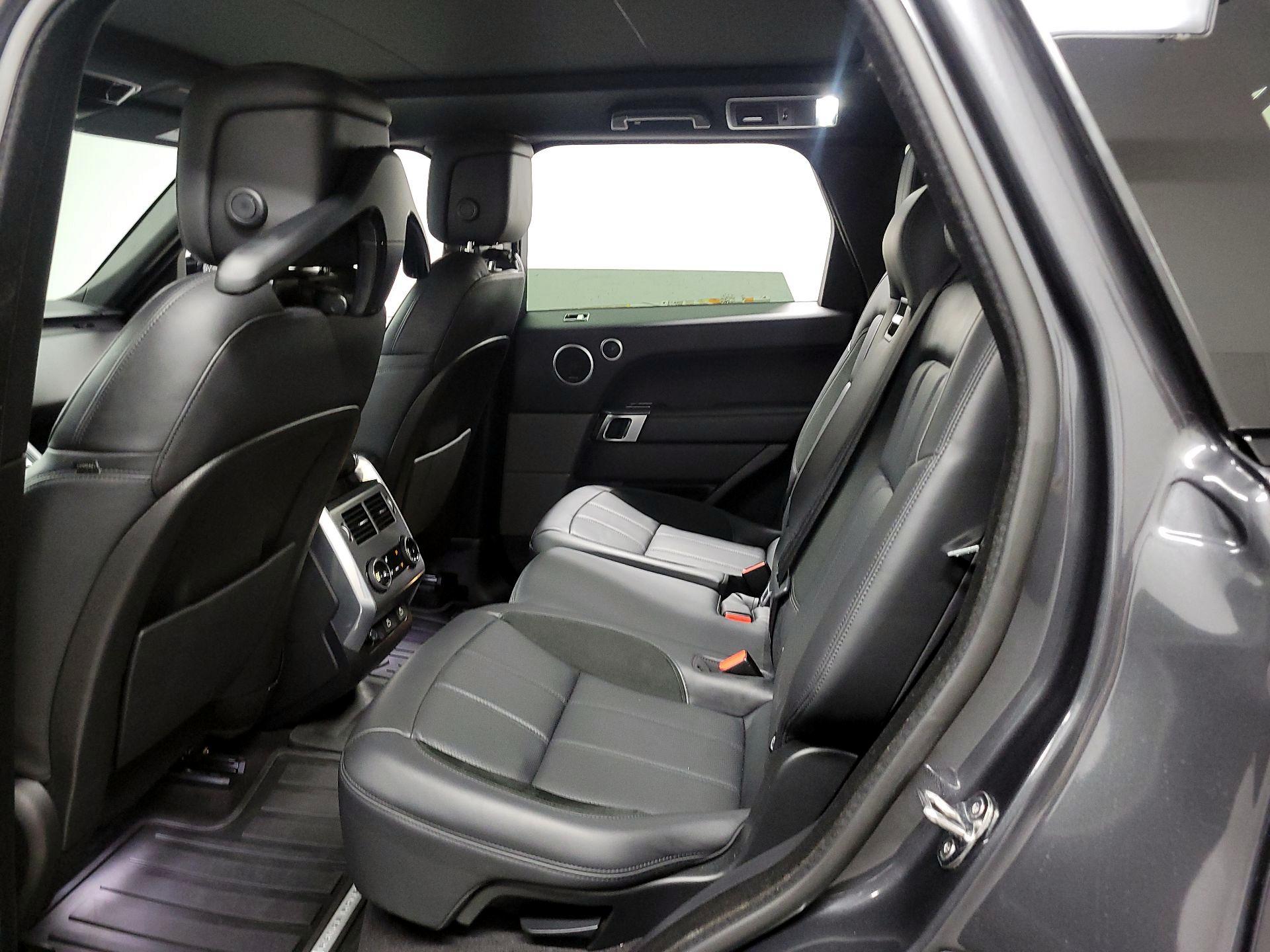 Thumbnail: 2022 Land Rover Range Rover Sport - 15