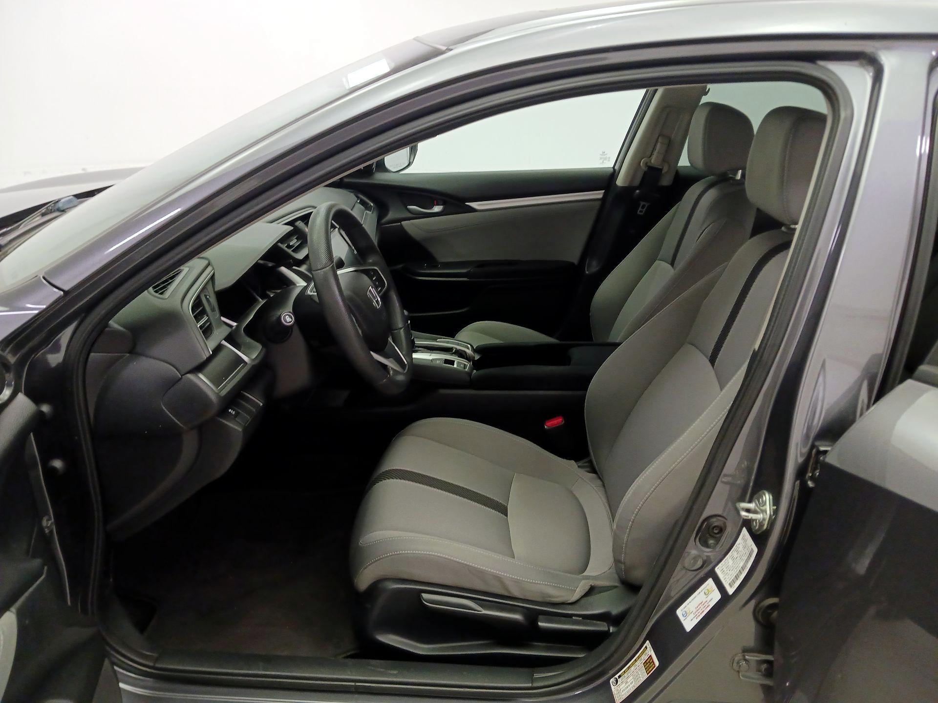 Thumbnail: 2018 Honda Civic - 9