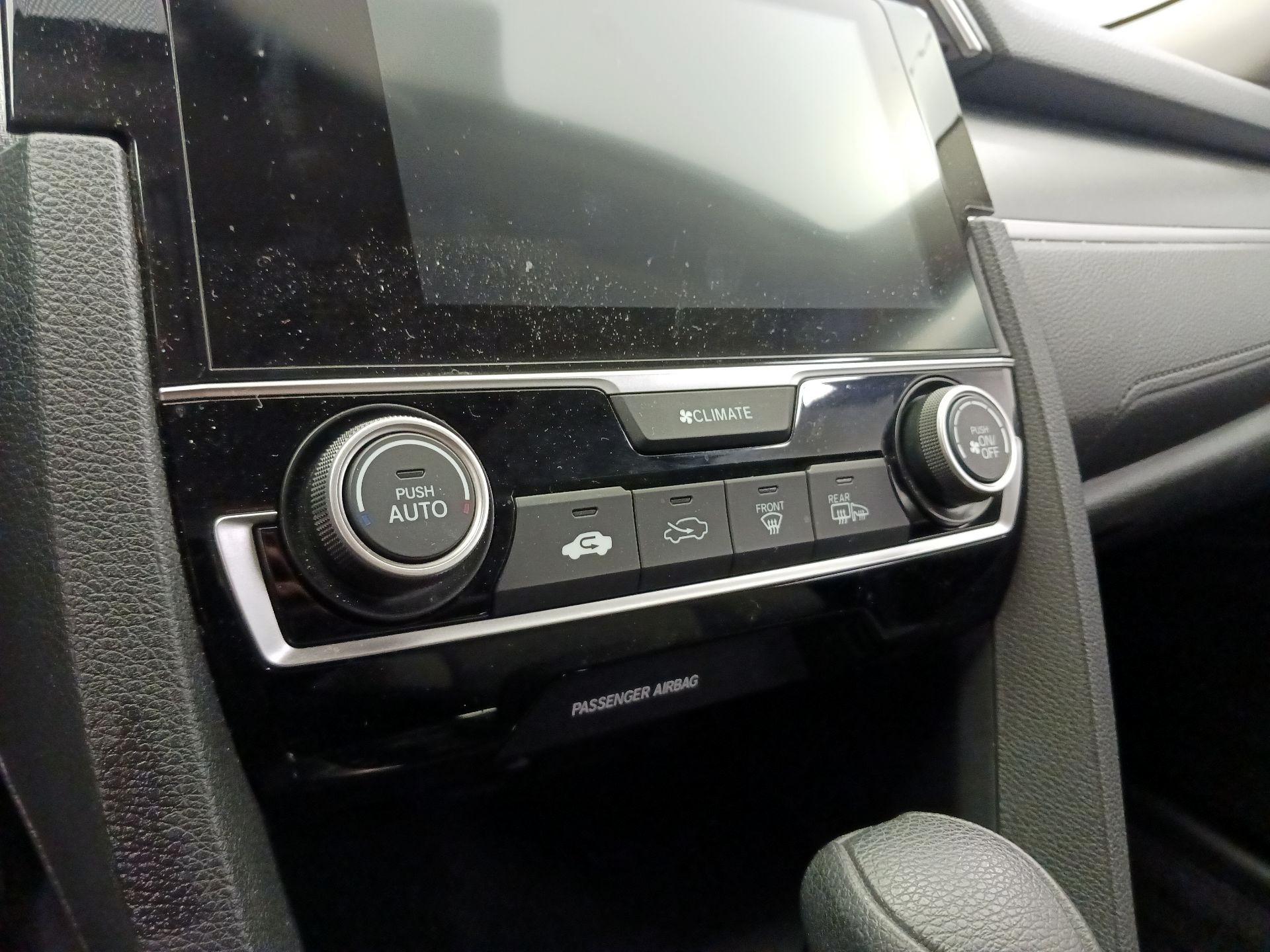 Thumbnail: 2018 Honda Civic - 13