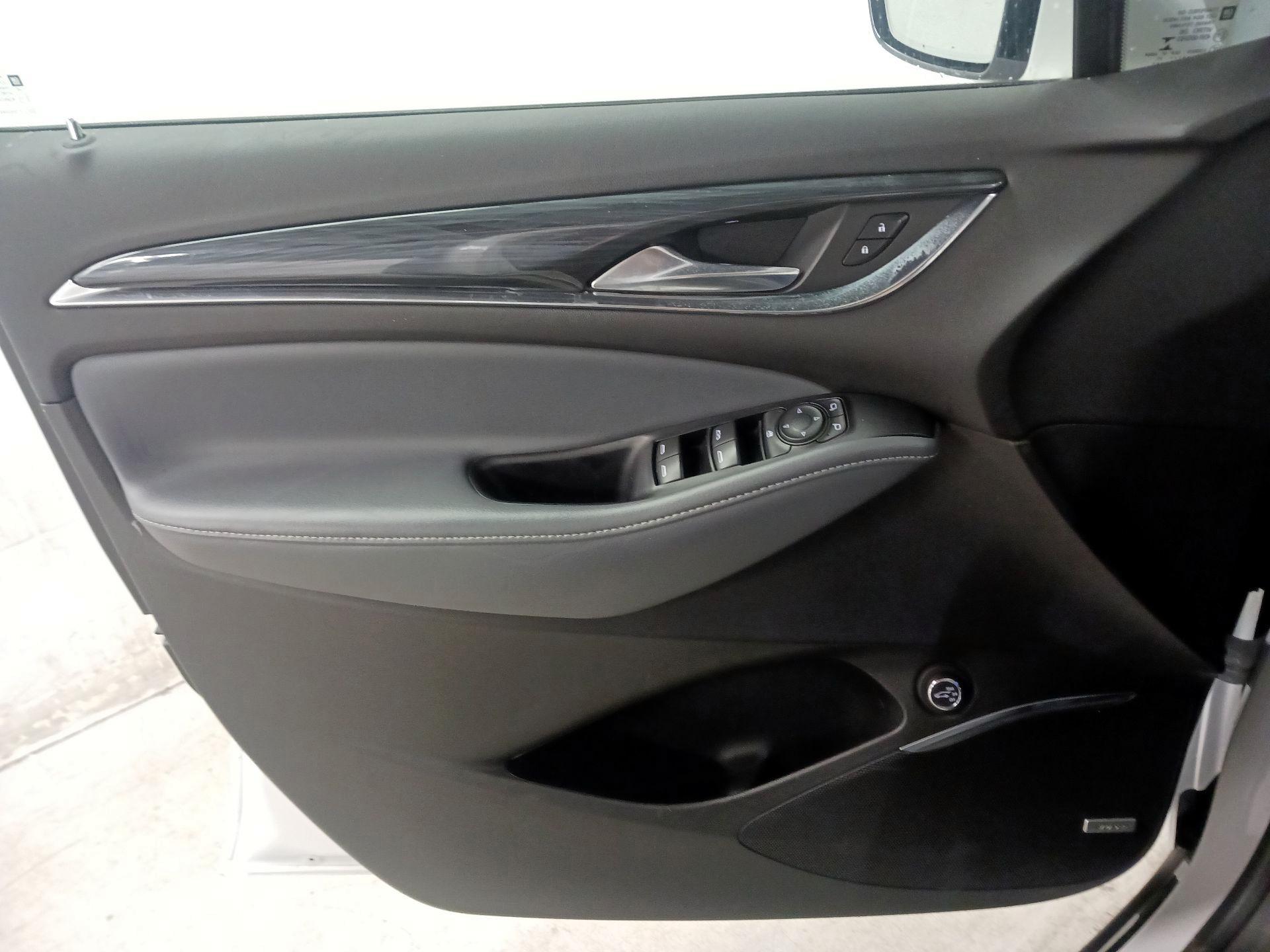 Thumbnail: 2021 Buick Enclave - 10