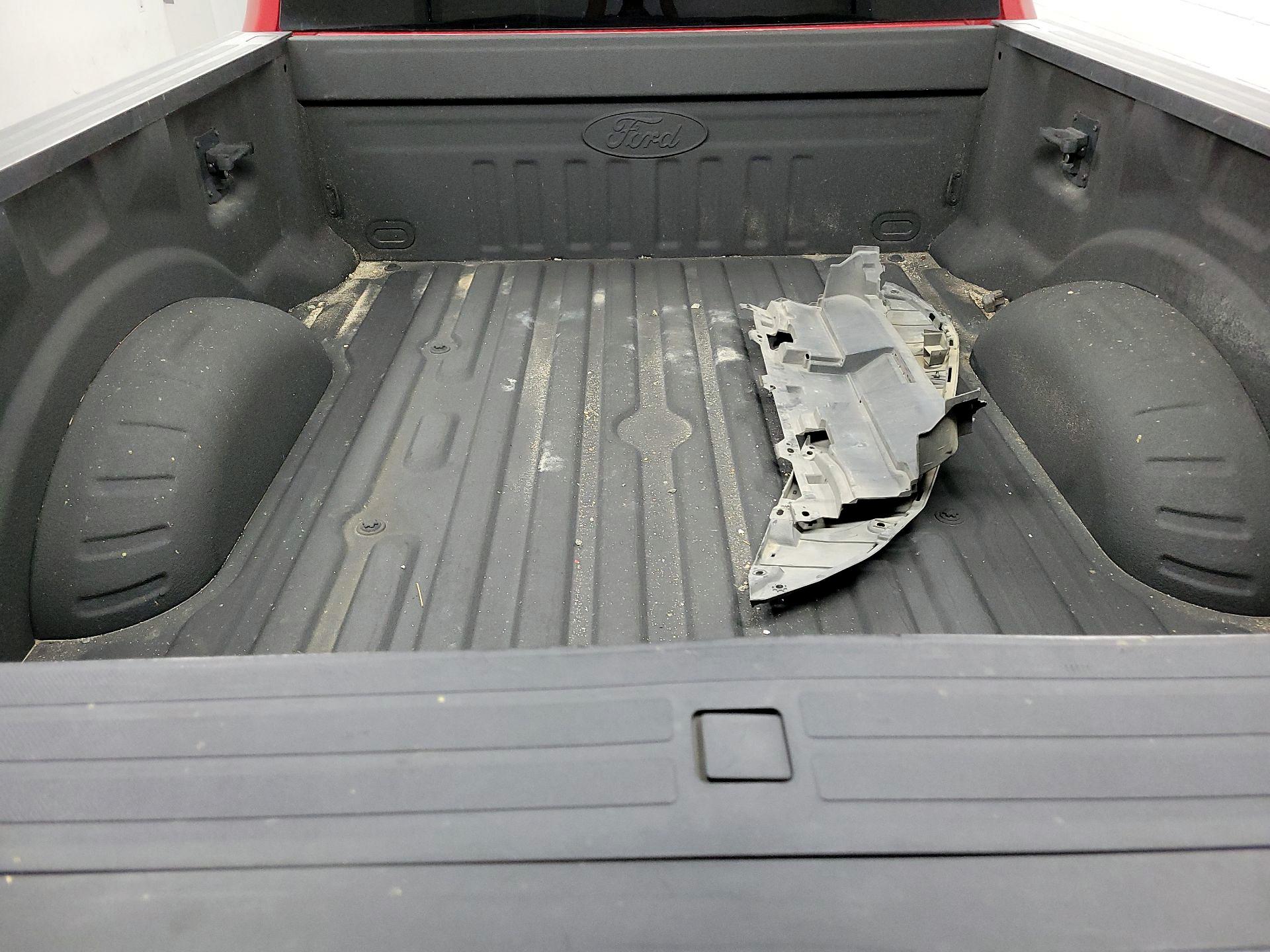 Thumbnail: 2021 Ford F-250 - 16