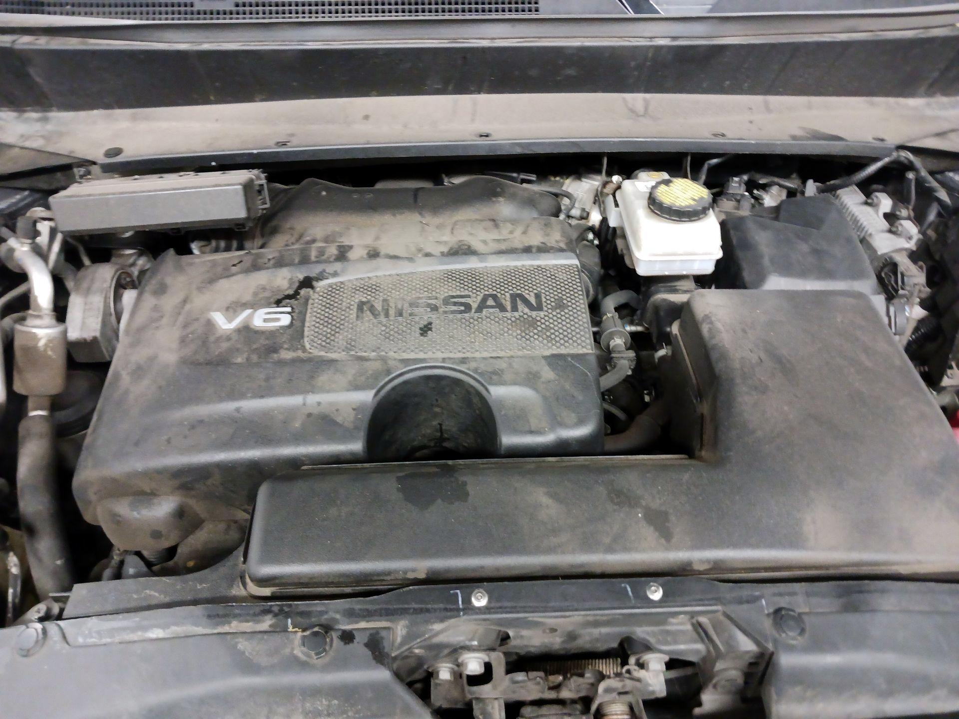 Thumbnail: 2019 Nissan Pathfinder - 17