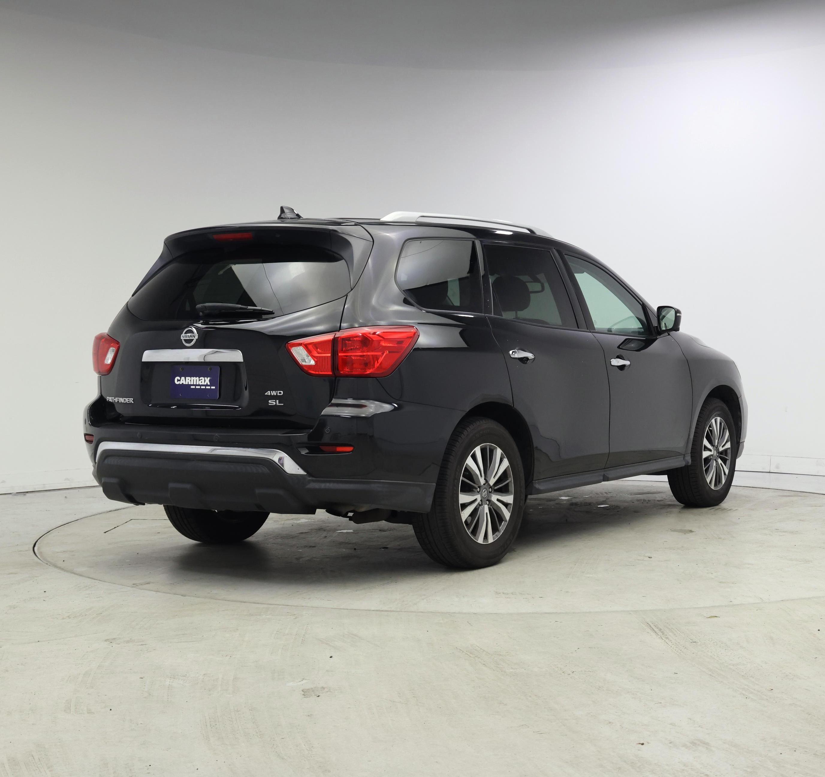 Thumbnail: 2019 Nissan Pathfinder - 8
