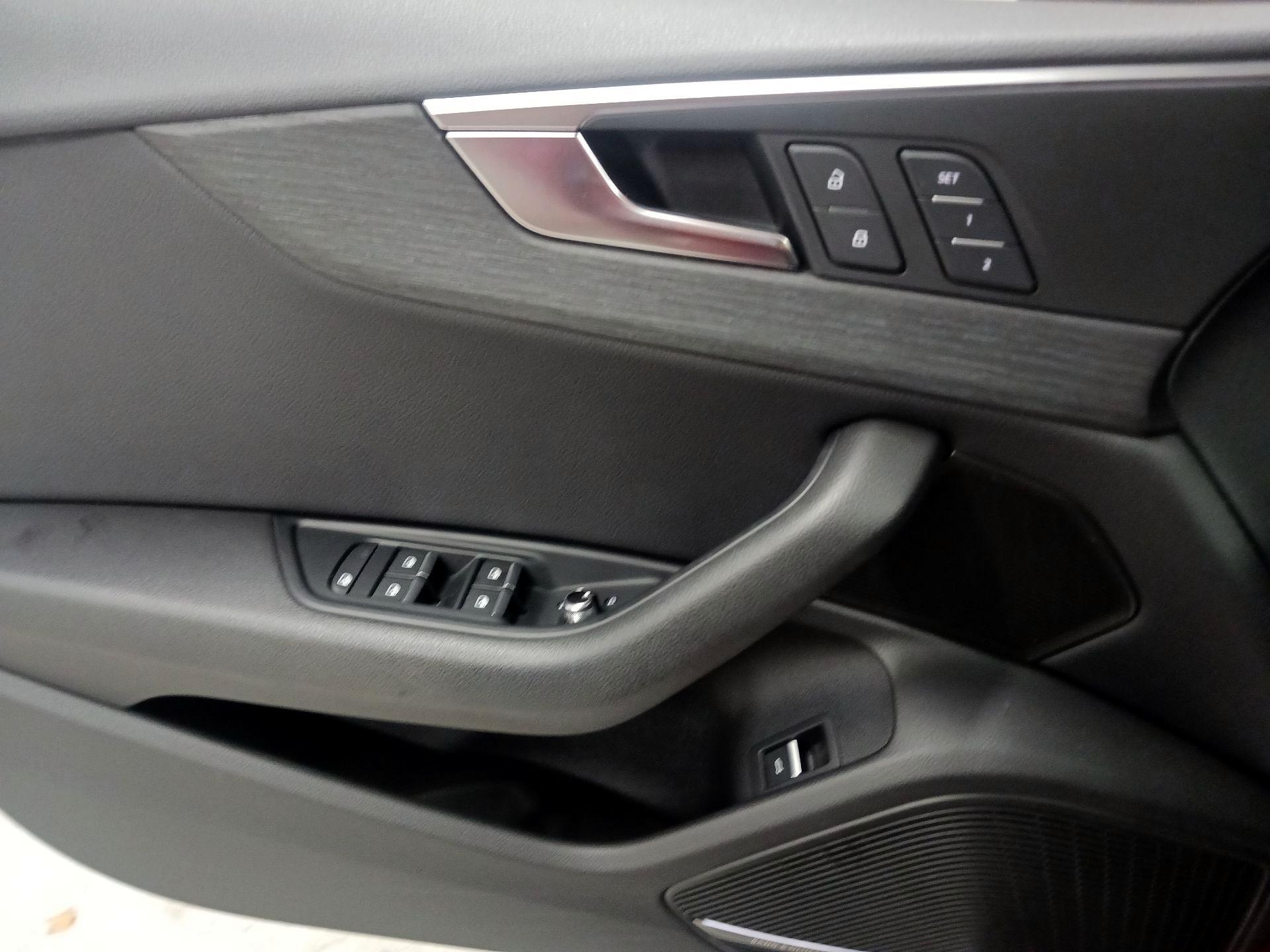 Thumbnail: 2018 Audi A5 - 10