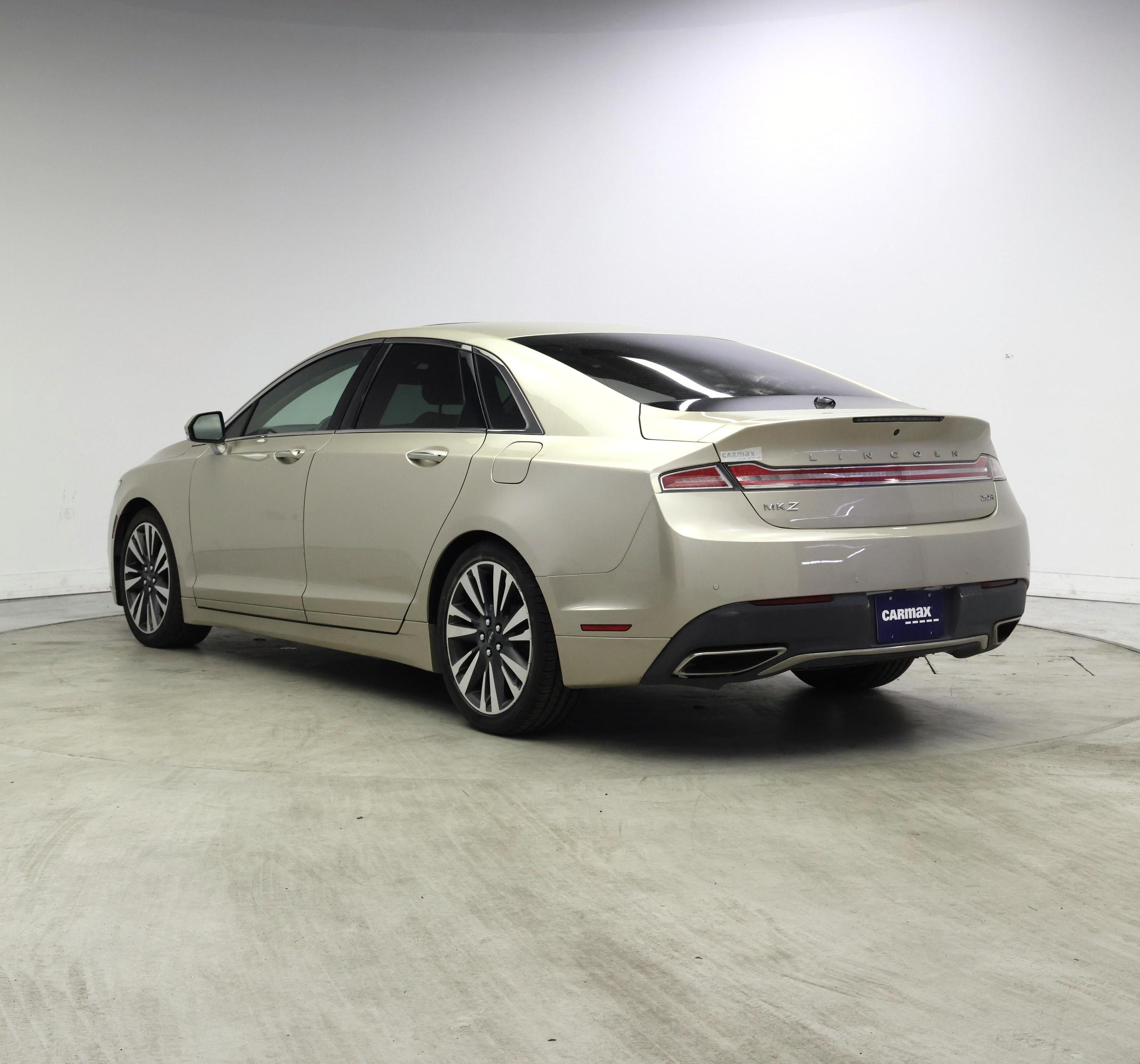 Thumbnail: 2017 Lincoln MKZ - 2